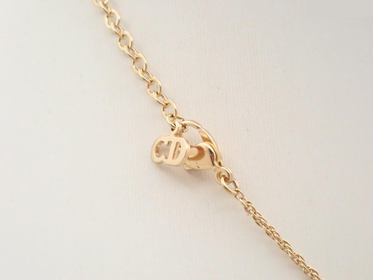 Other lines: Precious metals, necklaces, pendants — view 2