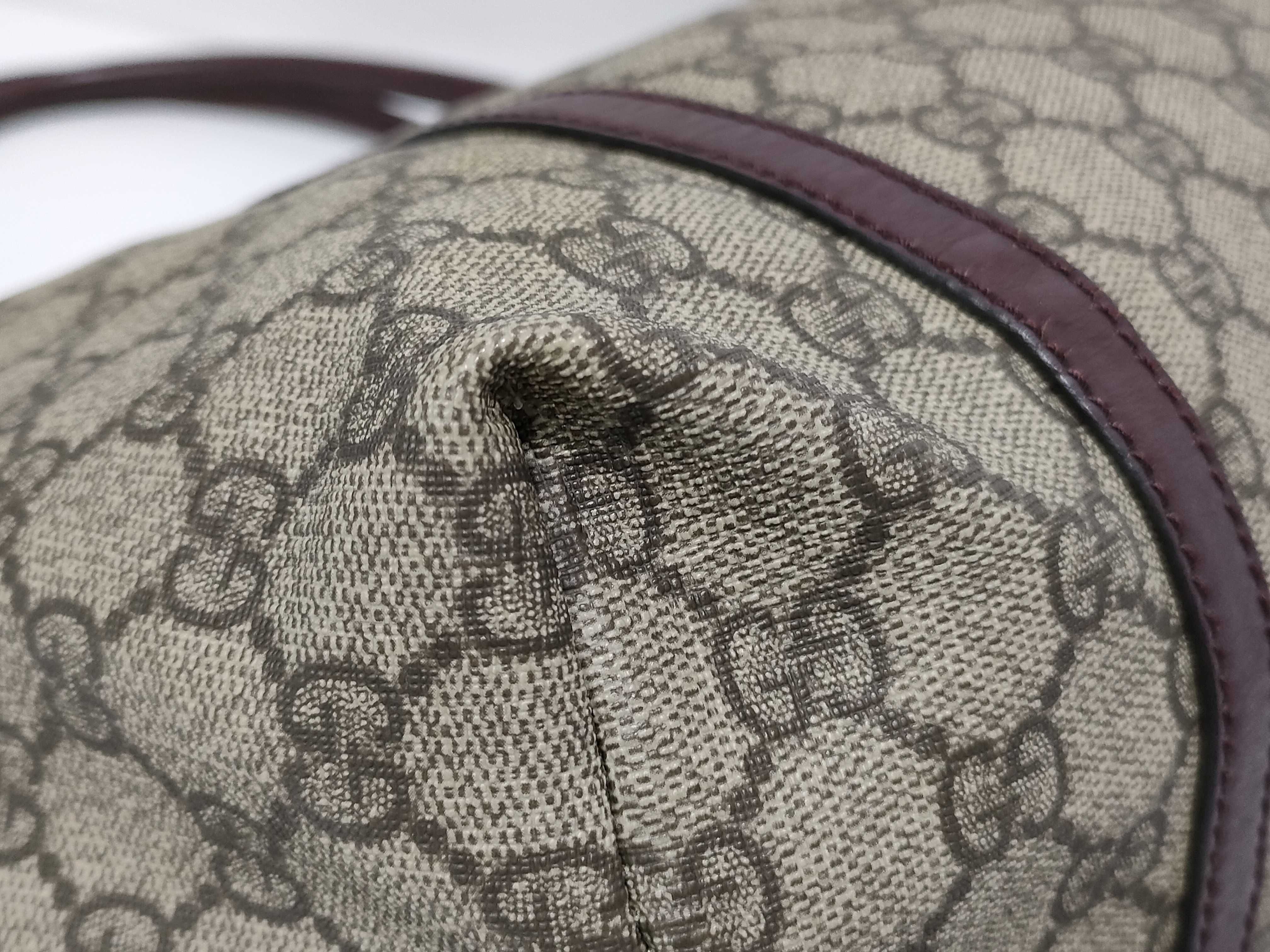 GG Supreme Canvas Shoulder Bag Tote Bag — view 6