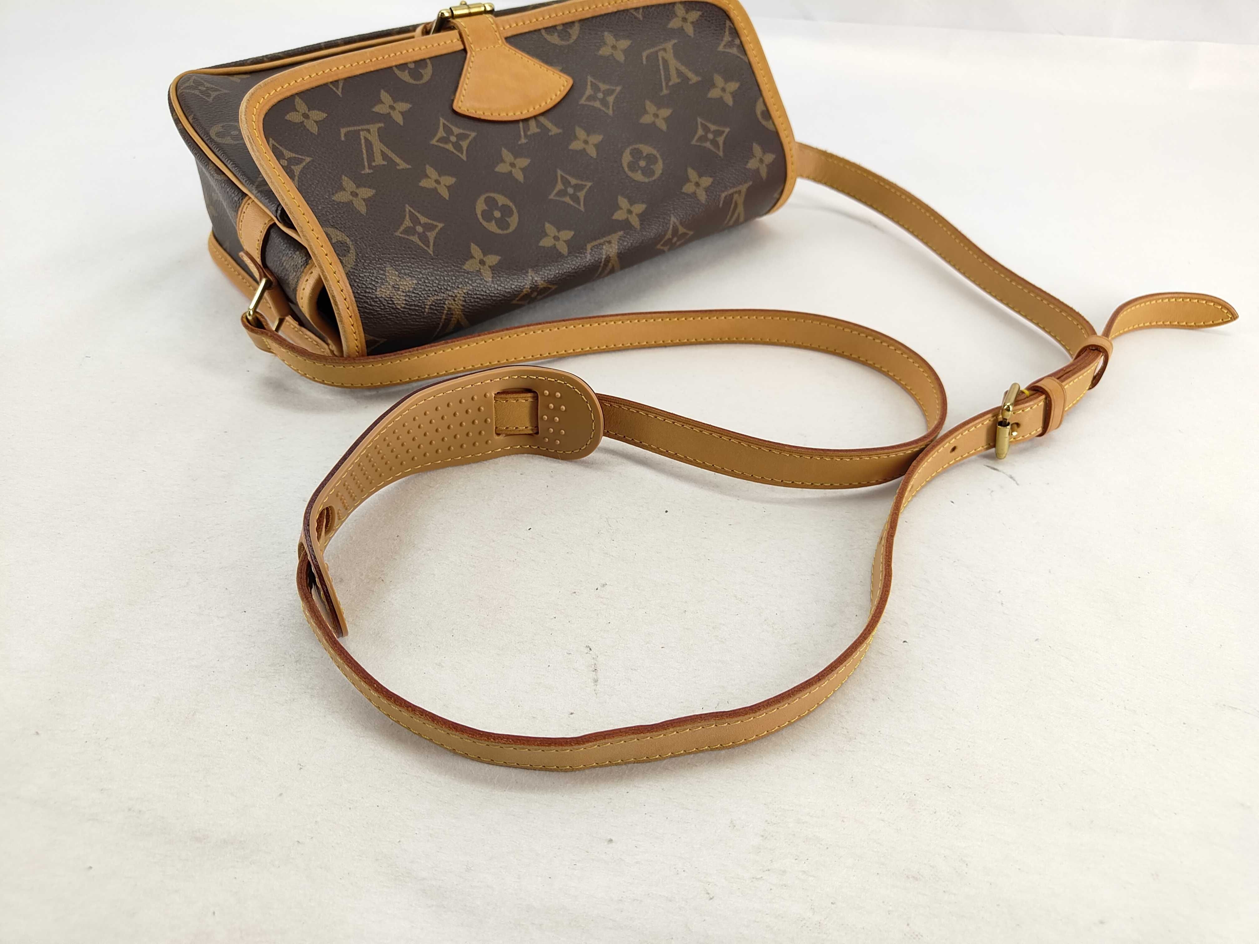 Monogram Sologne TJ3141 Shoulder Bag — view 4