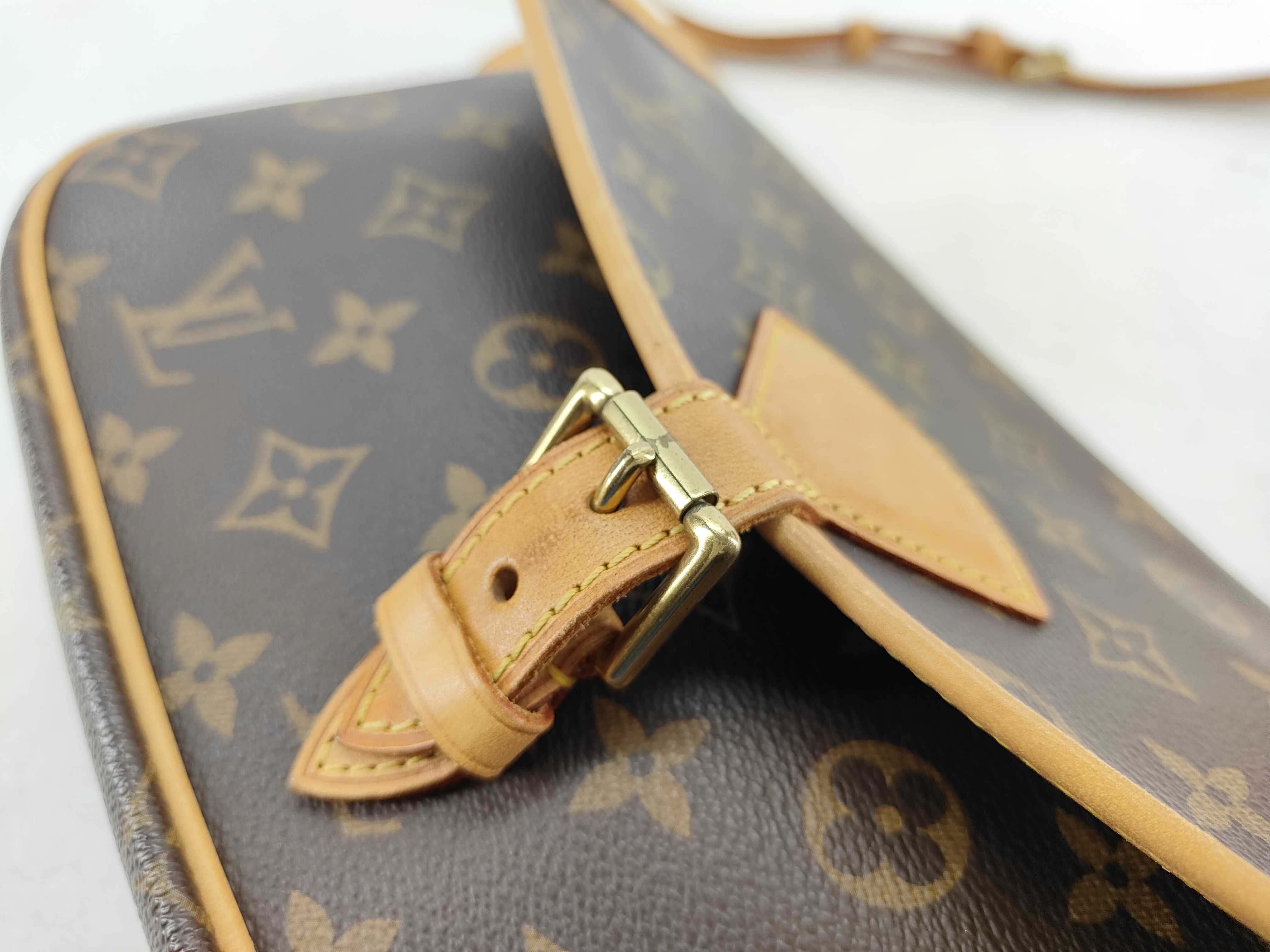 Monogram Sologne TJ3141 Shoulder Bag — view 10