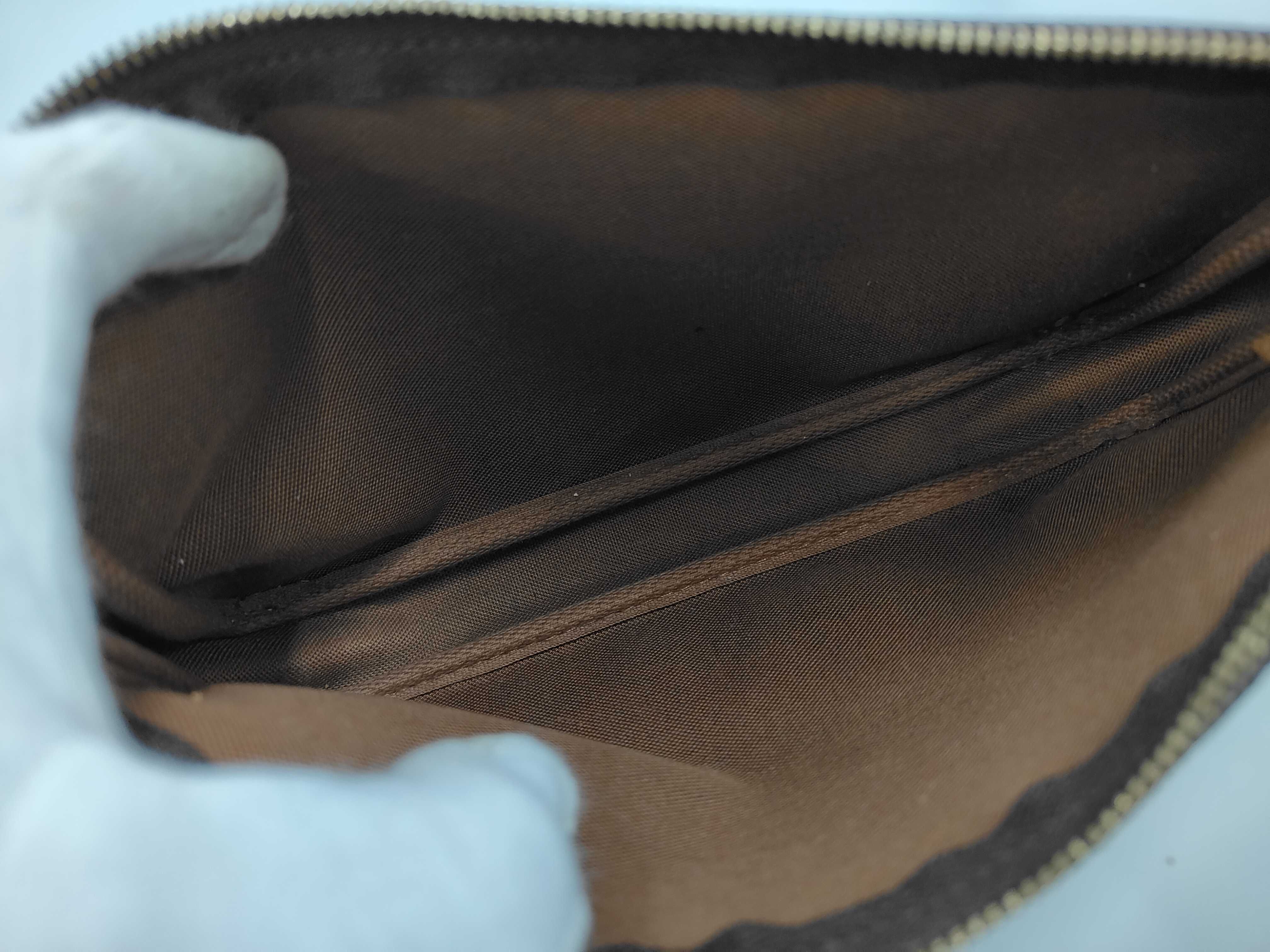Monogram Louis Vuitton Monogram Pouch Pochette Accessoires M51980 Pouch — view 7