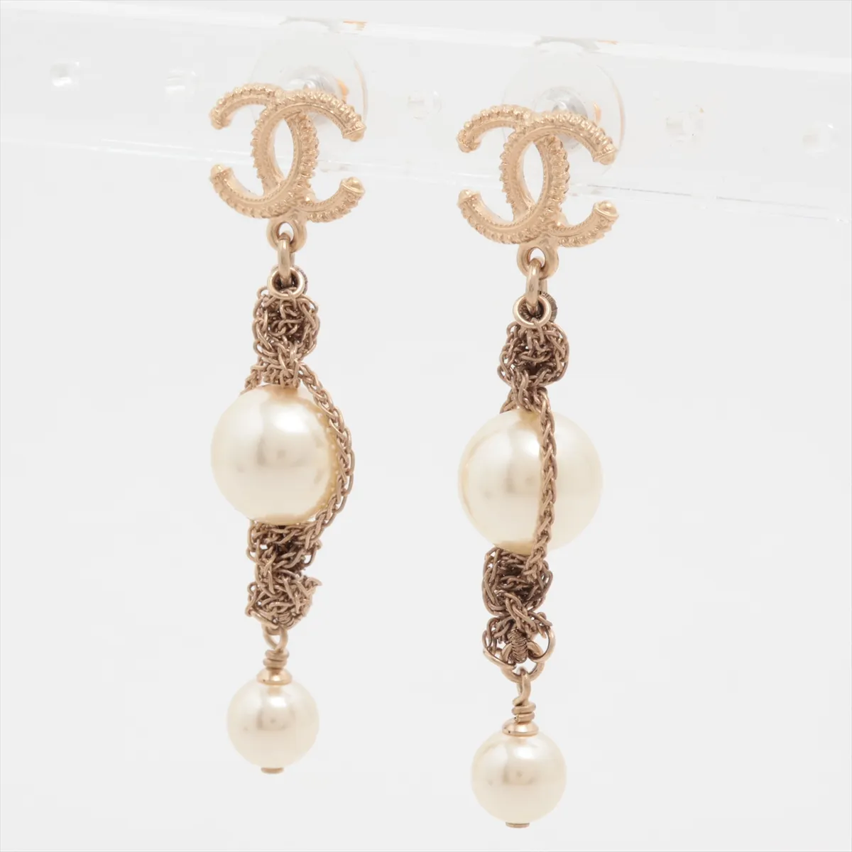 Coco Mark A18A Earrings (Pair) GP x Faux Pearl Gold - — view 3