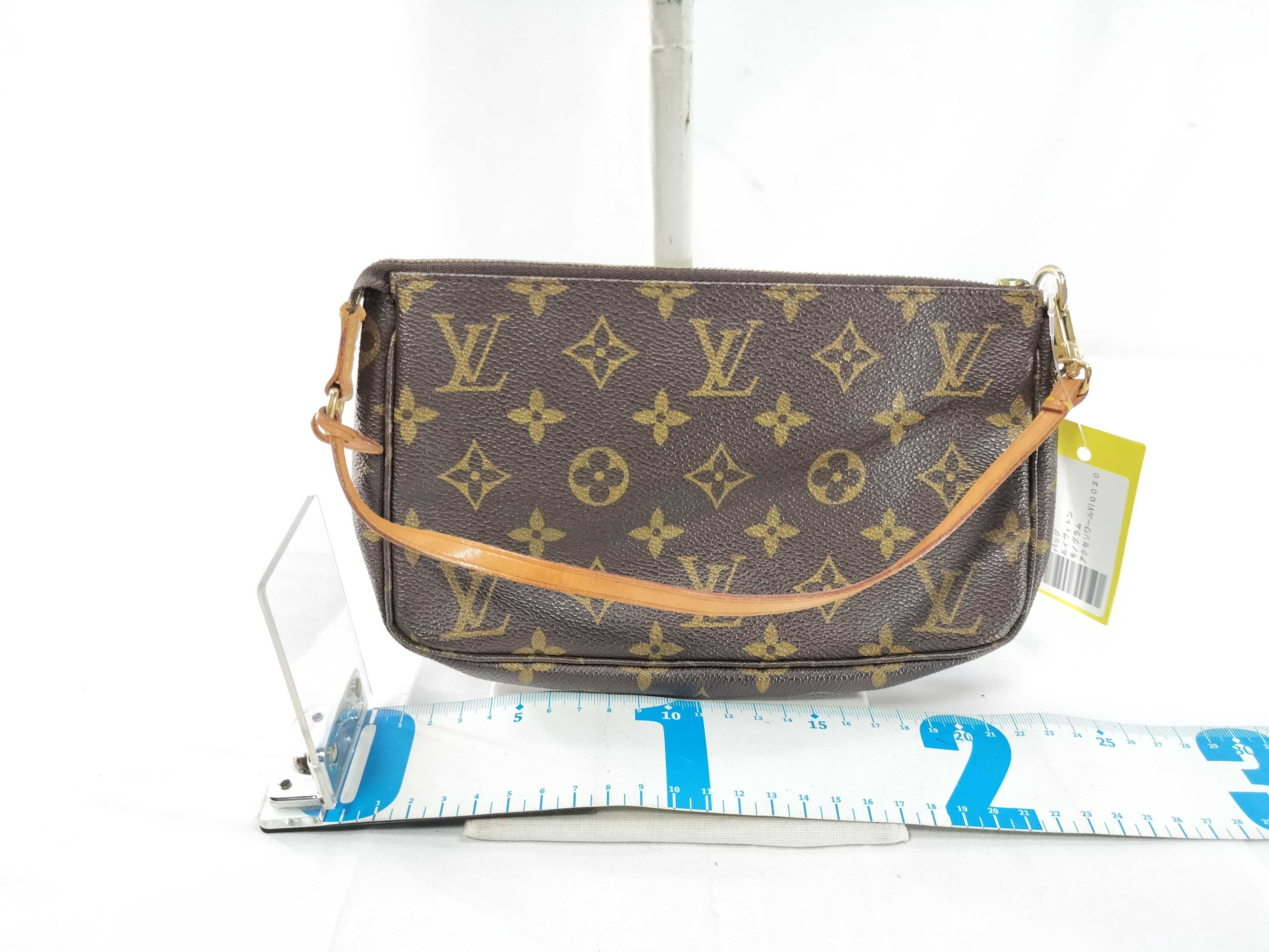 Monogram Accessoires Pouch — view 2