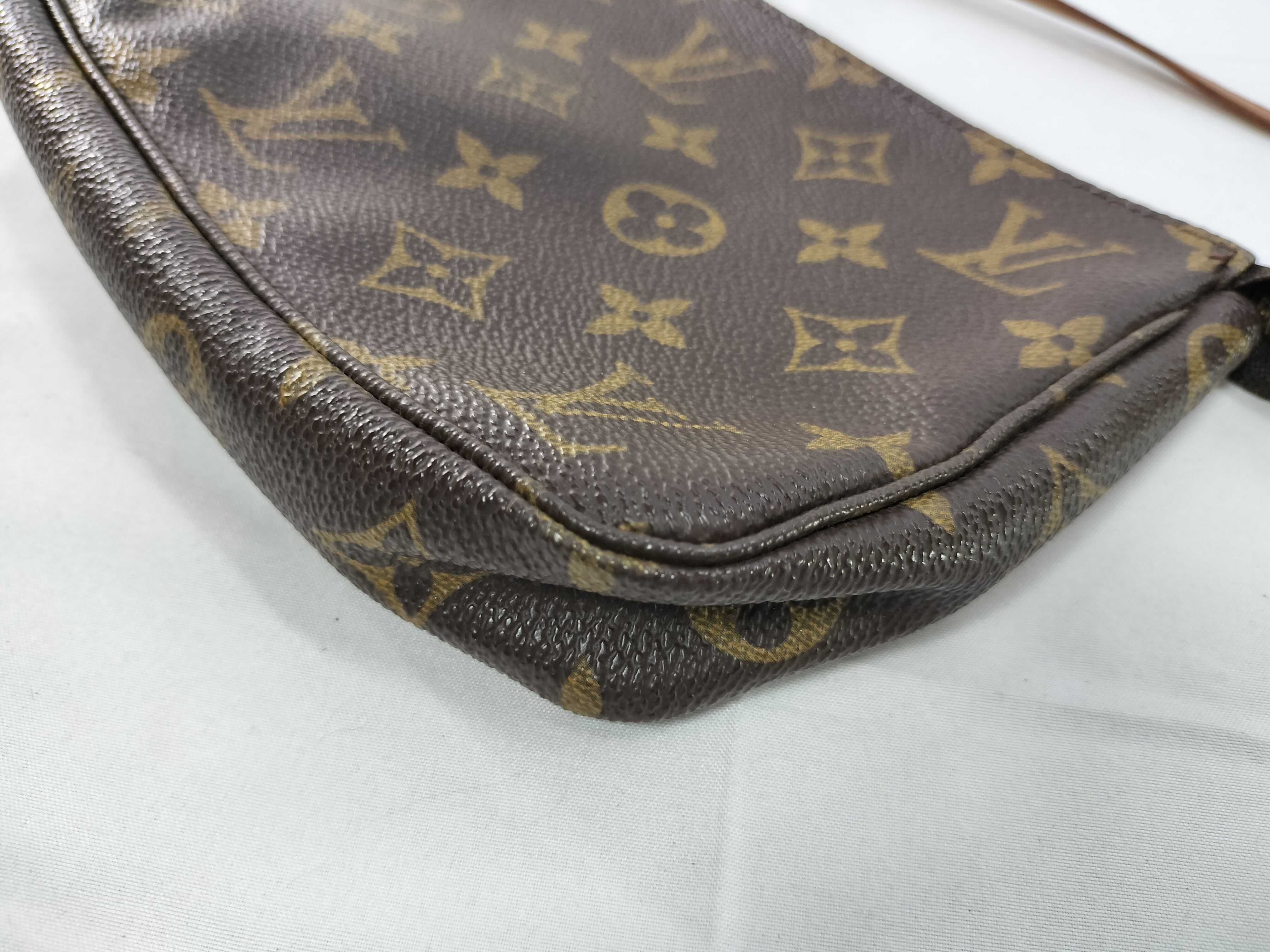 Monogram Accessoires Pouch — view 7