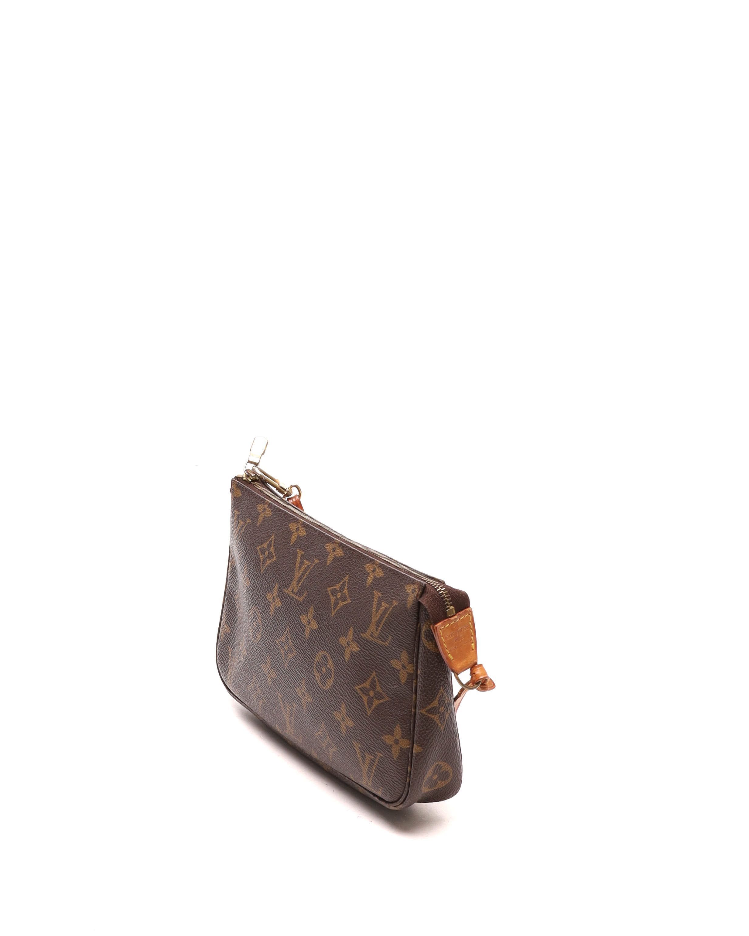 Pochette Accessoires, Monogram — view 3