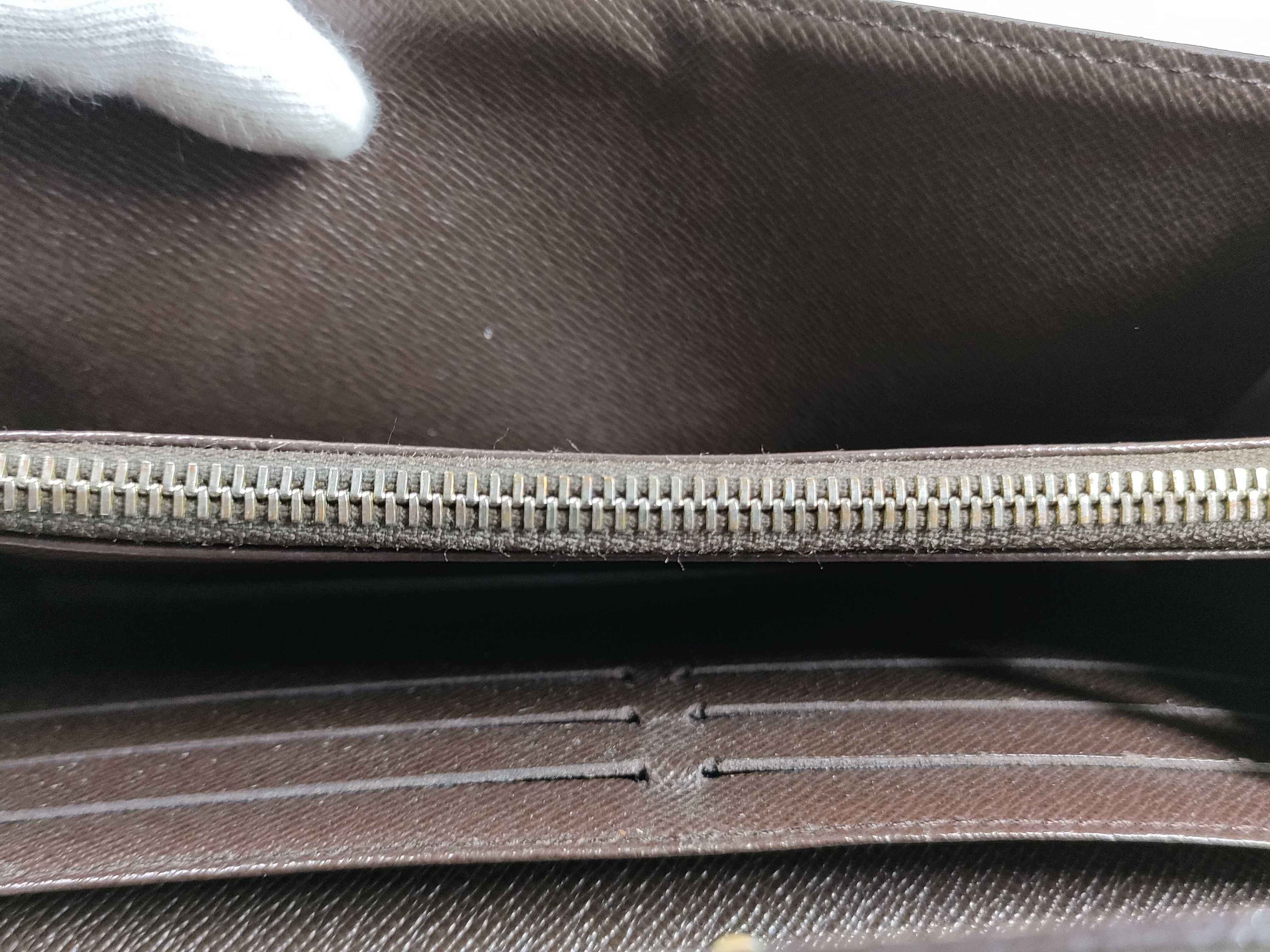 Monogram Damier/Sarah/Initialed Wallet — view 10