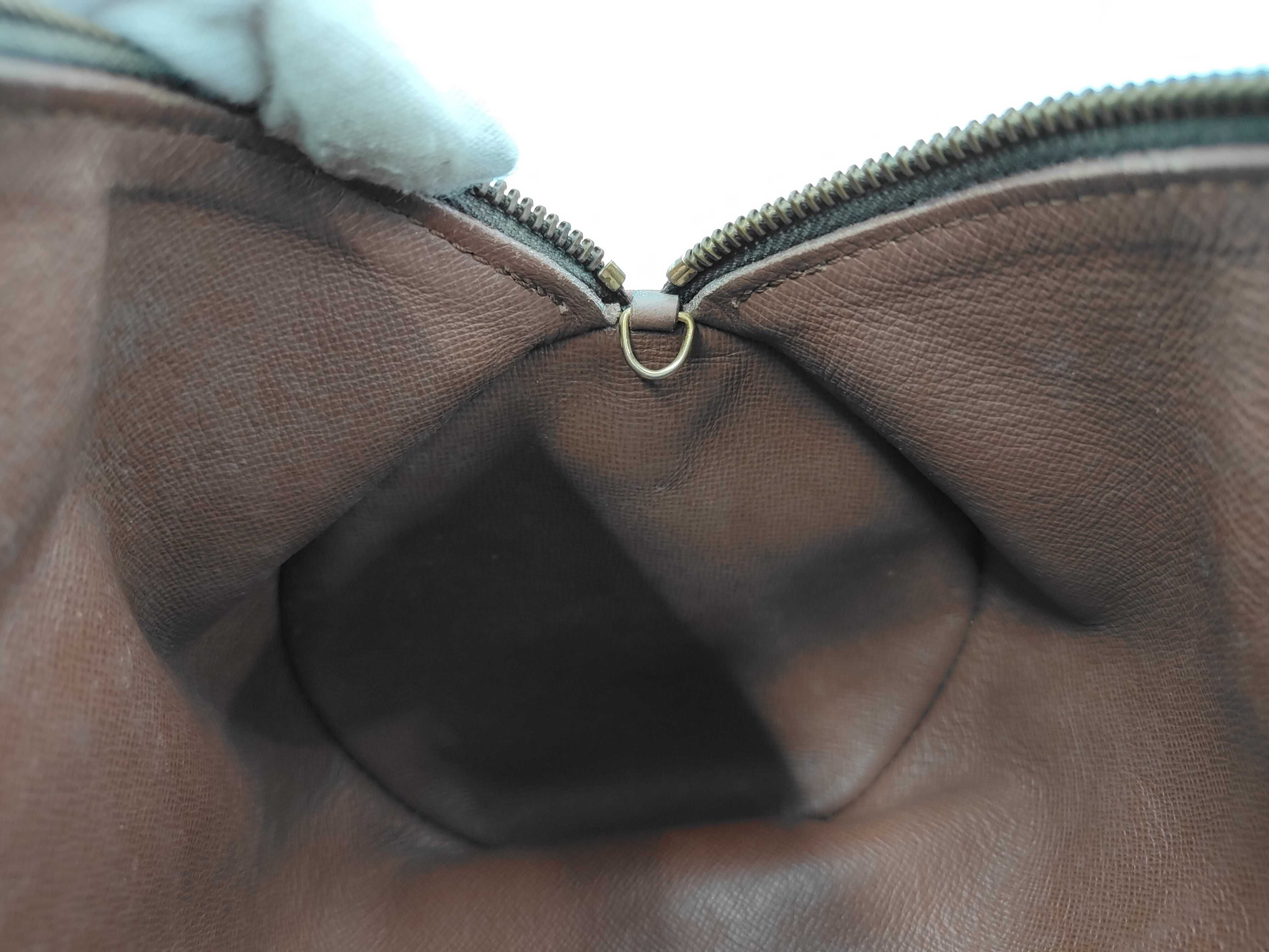 Monogram Louis Vuitton Papillon 30 Handbag — view 9