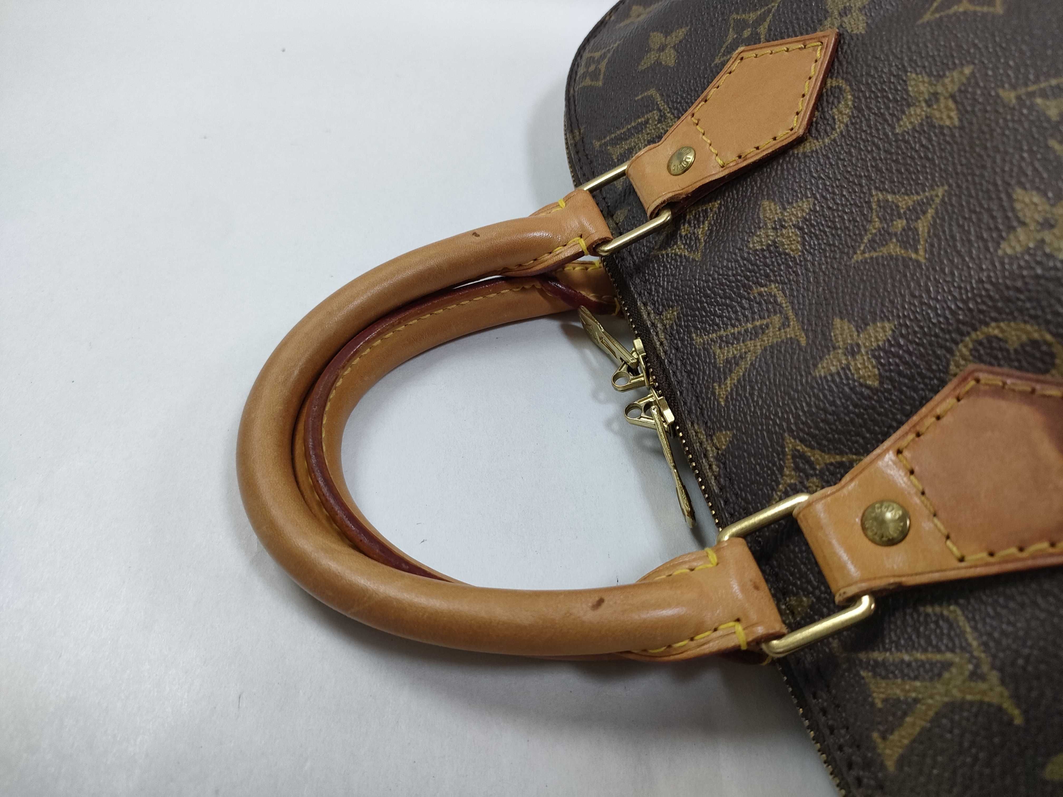Monogram Louis Vuitton Alma and other handbags — view 3