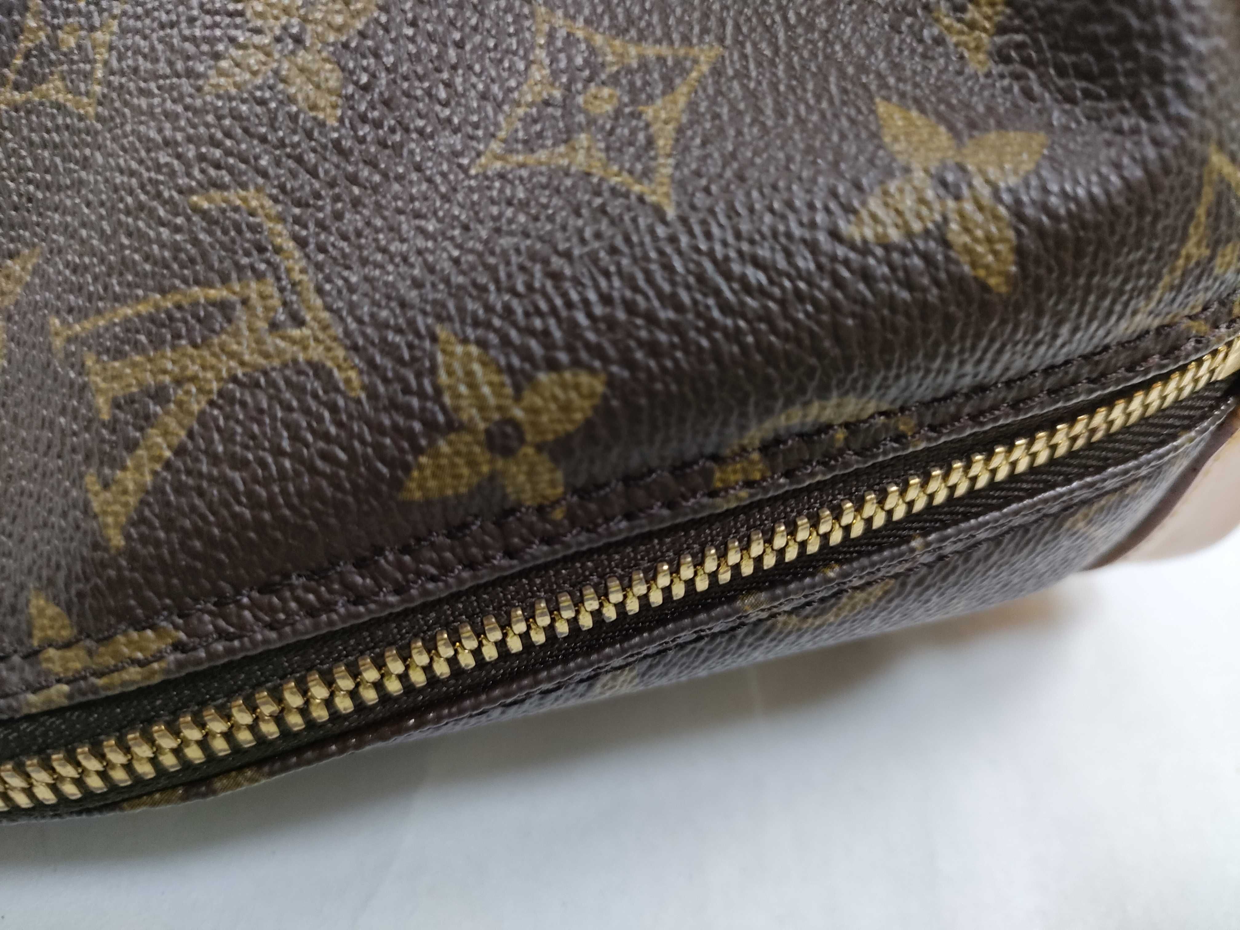 Monogram Louis Vuitton Alma and other handbags — view 6