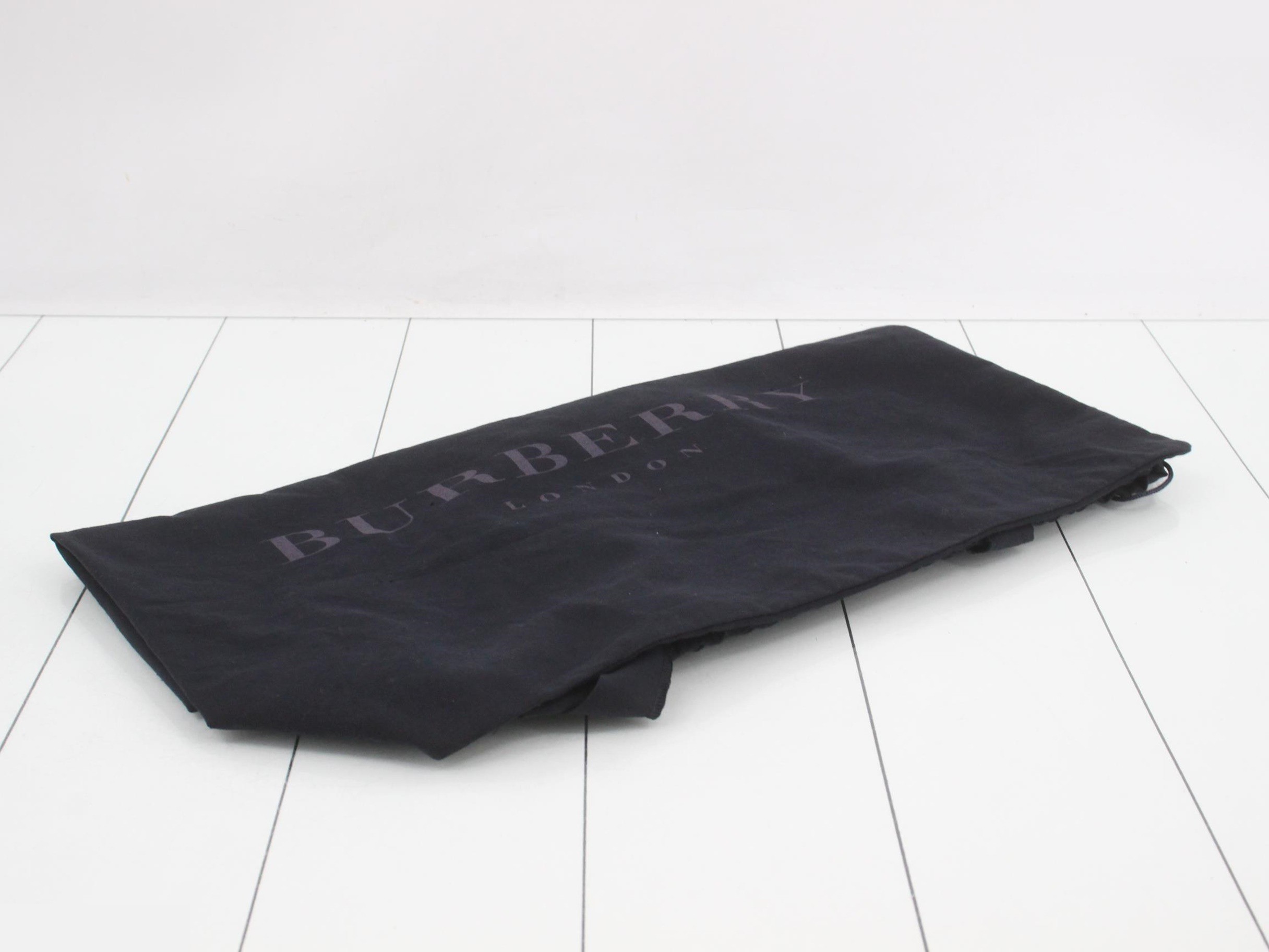 Nova Check Tote Bag with Charm Tag — view 7