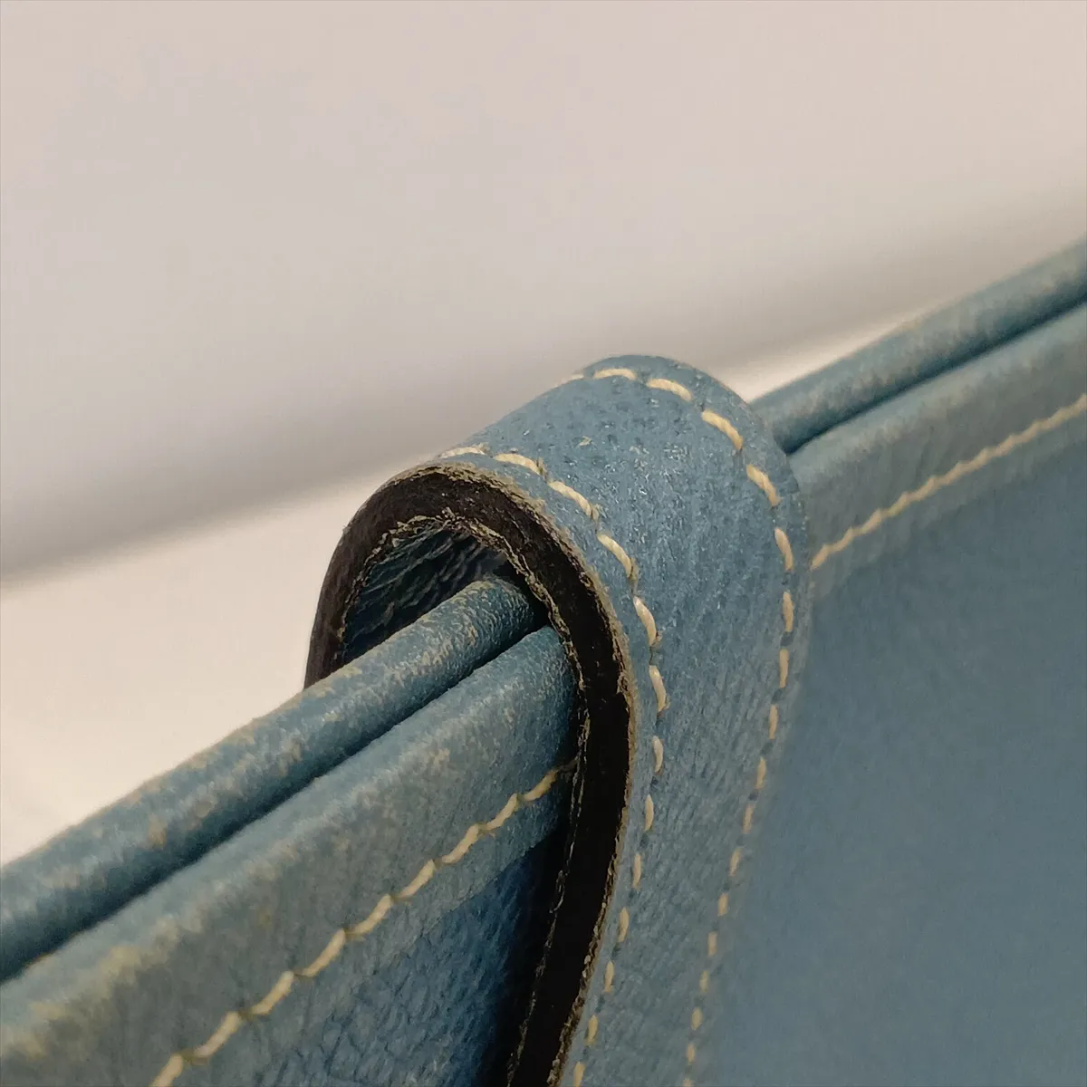 Evelyne II 29 PM, Veau Epsom leather, Blue Jean color, silver hardware. J: 2006 — view 12