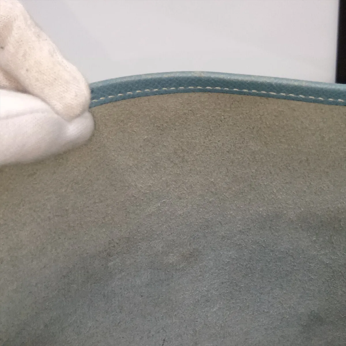 Evelyne II 29 PM, Veau Epsom leather, Blue Jean color, silver hardware. J: 2006 — view 14