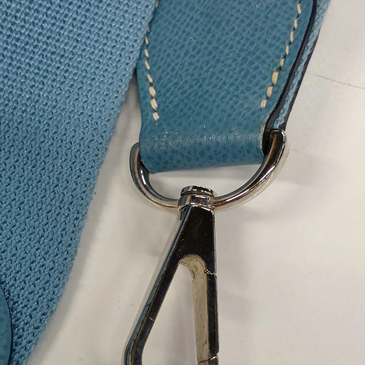 Evelyne II 29 PM, Veau Epsom leather, Blue Jean color, silver hardware. J: 2006 — view 9