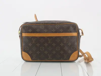 Trocadero Shoulder Bag