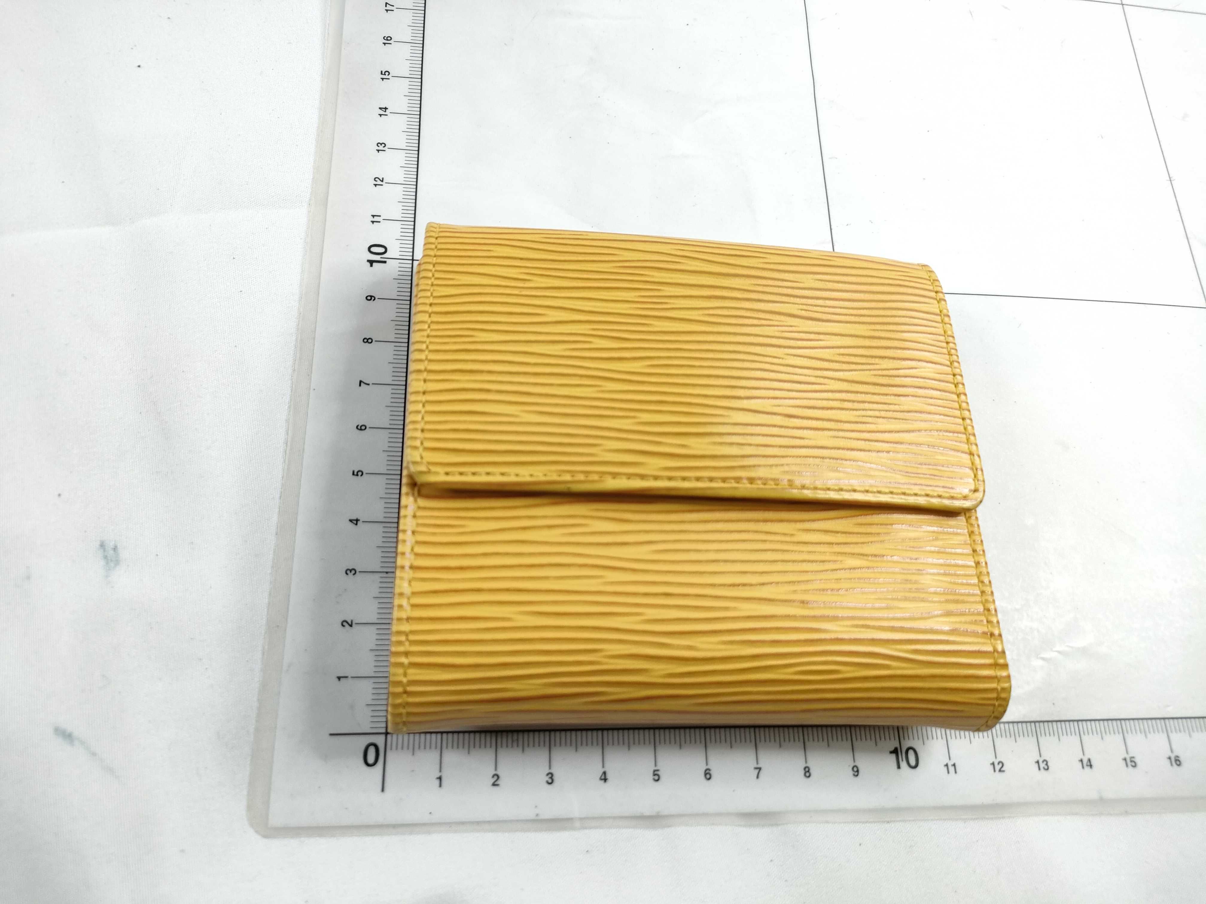 Epi Folding Wallet Yellow 11 Wallet — view 2