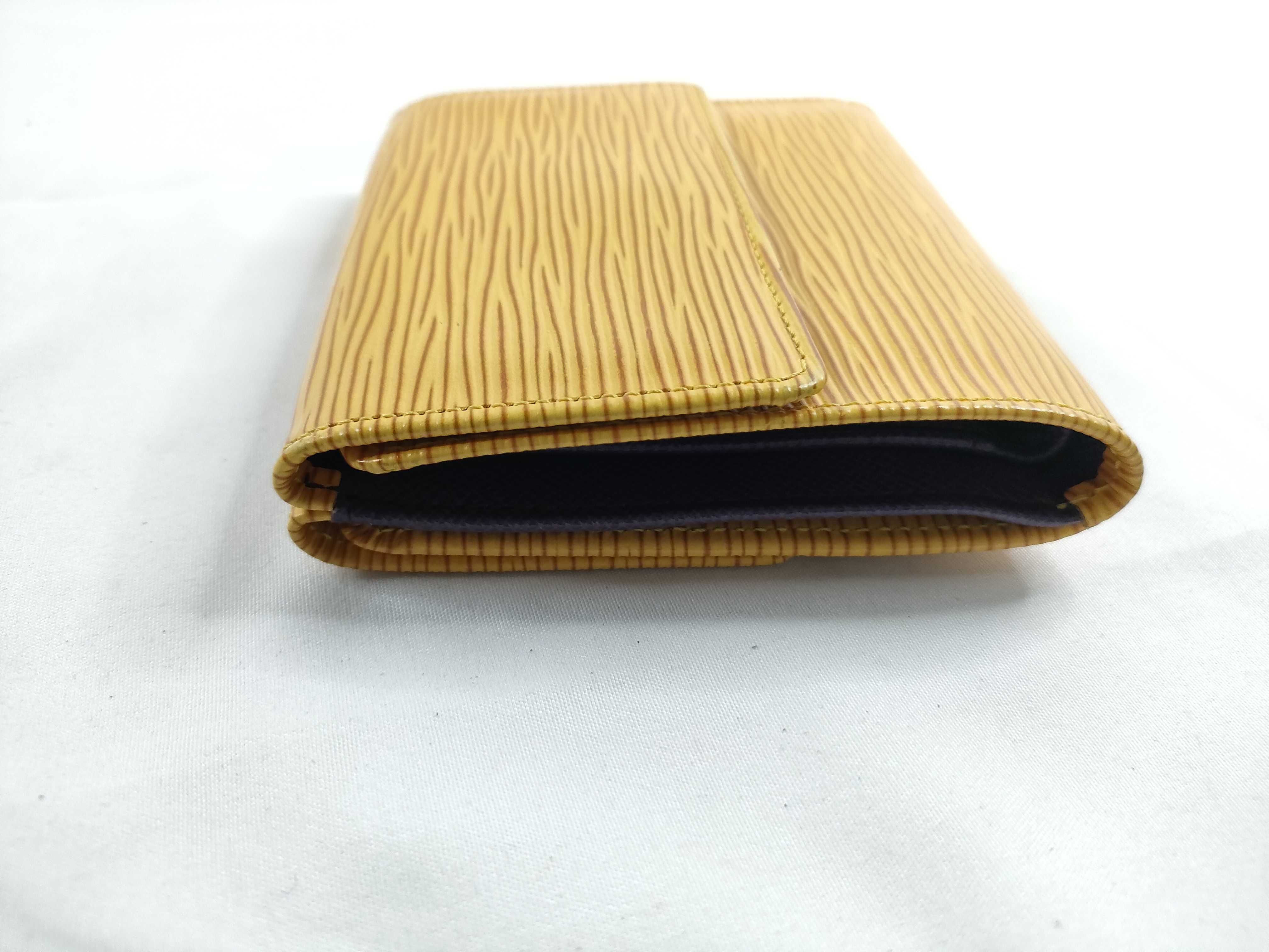 Epi Folding Wallet Yellow 11 Wallet — view 5