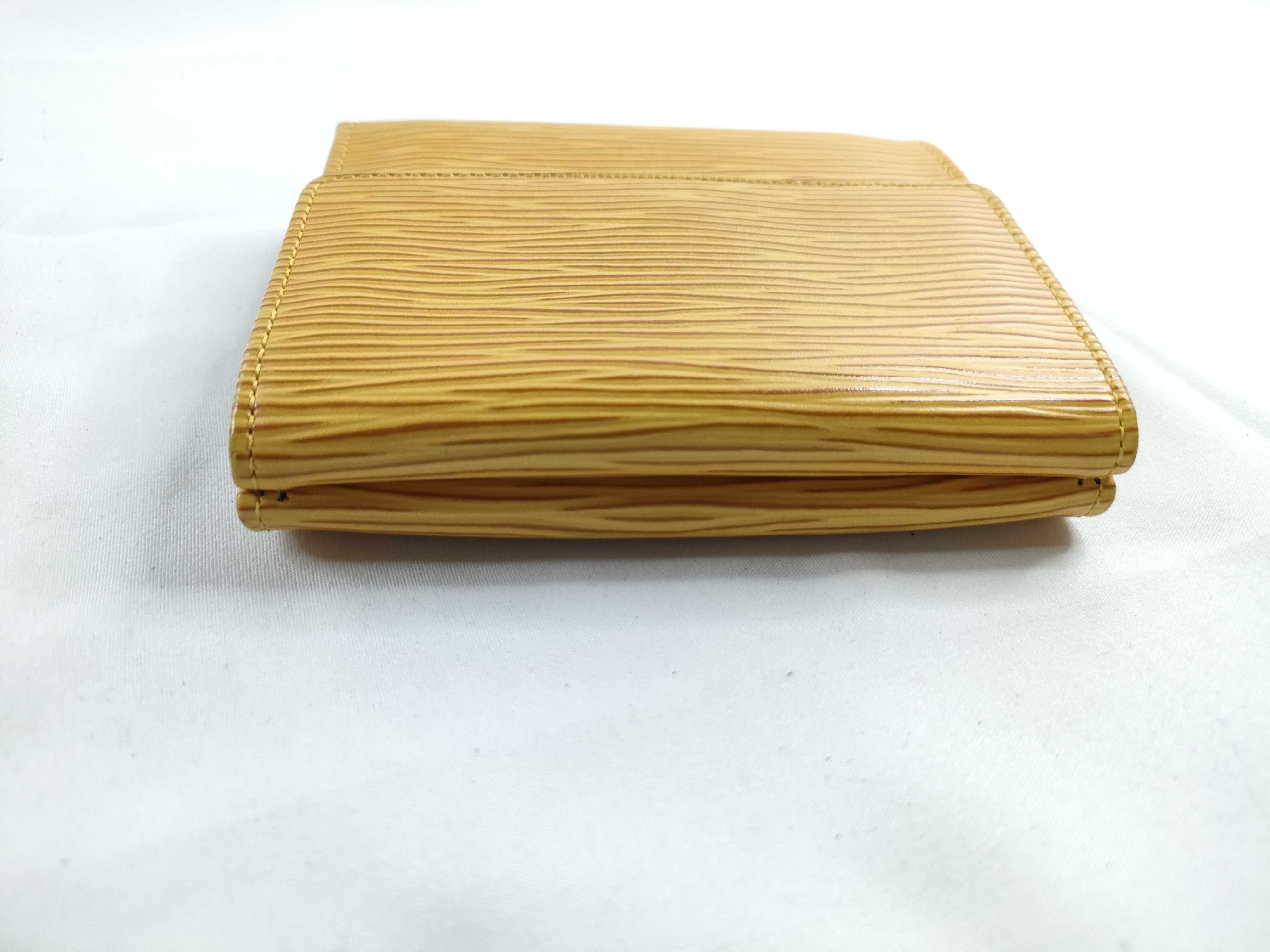 Epi Folding Wallet Yellow 11 Wallet — view 6