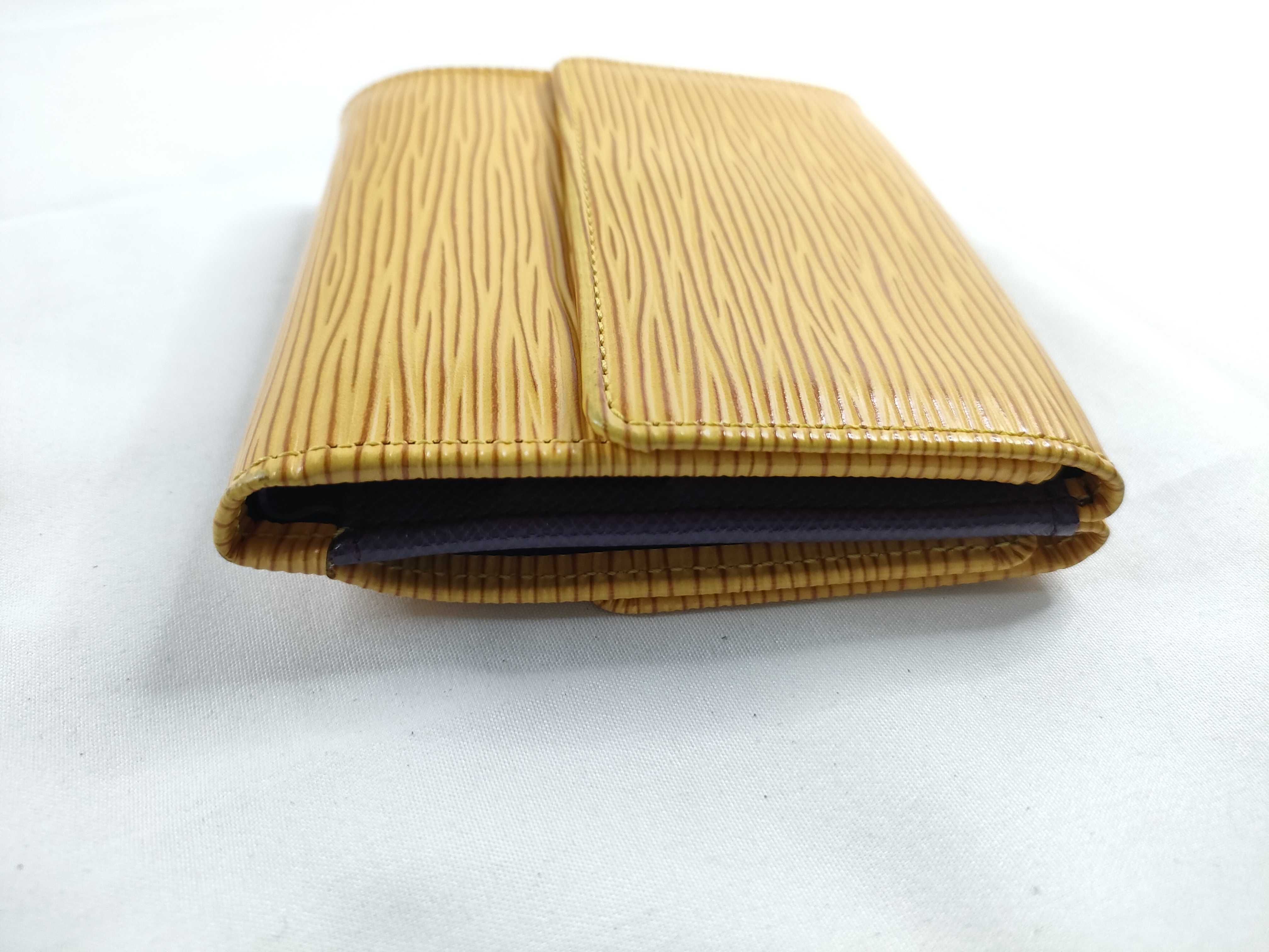 Epi Folding Wallet Yellow 11 Wallet — view 7