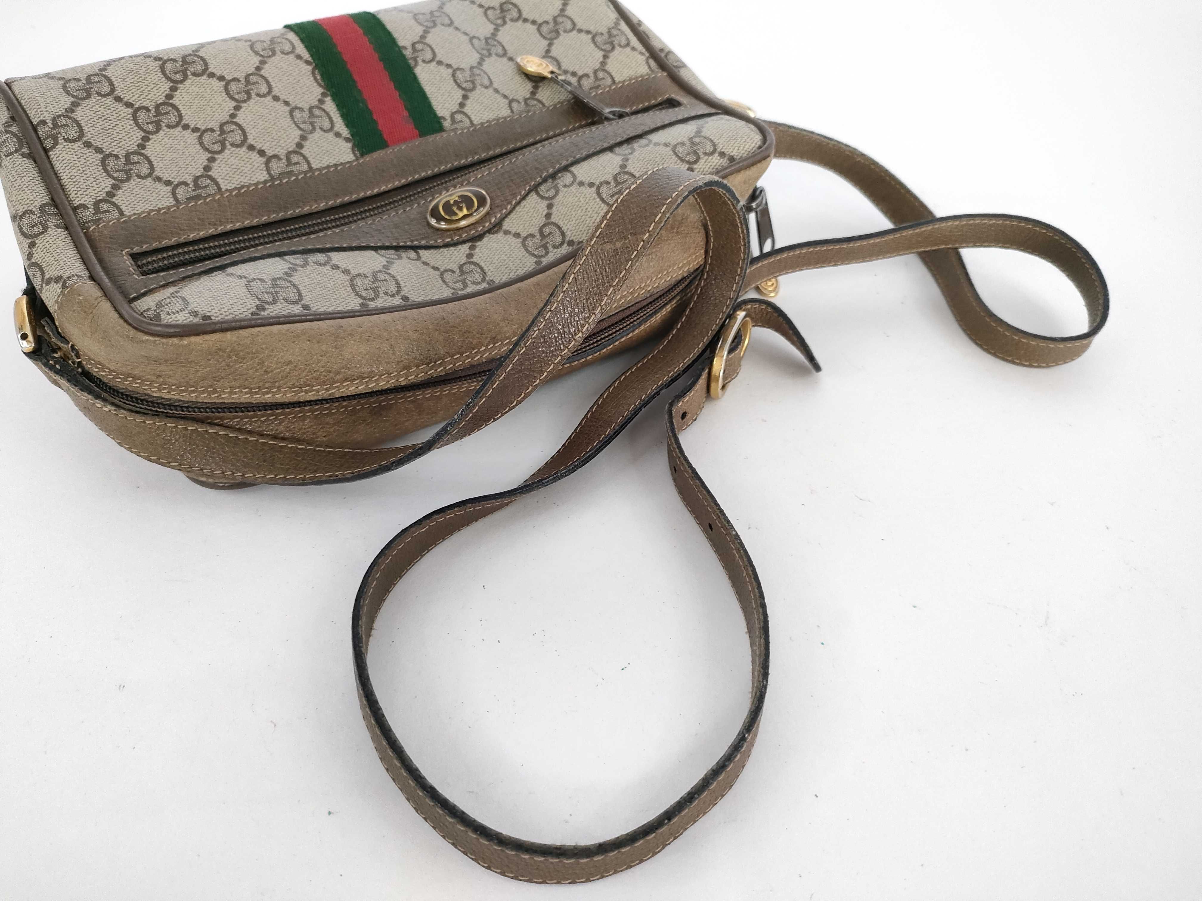 GG Supreme Gucci 98 02 004 GG Supreme Sherry Line Shoulder Bag PVC Leather Brown Shoulder Bag — view 3