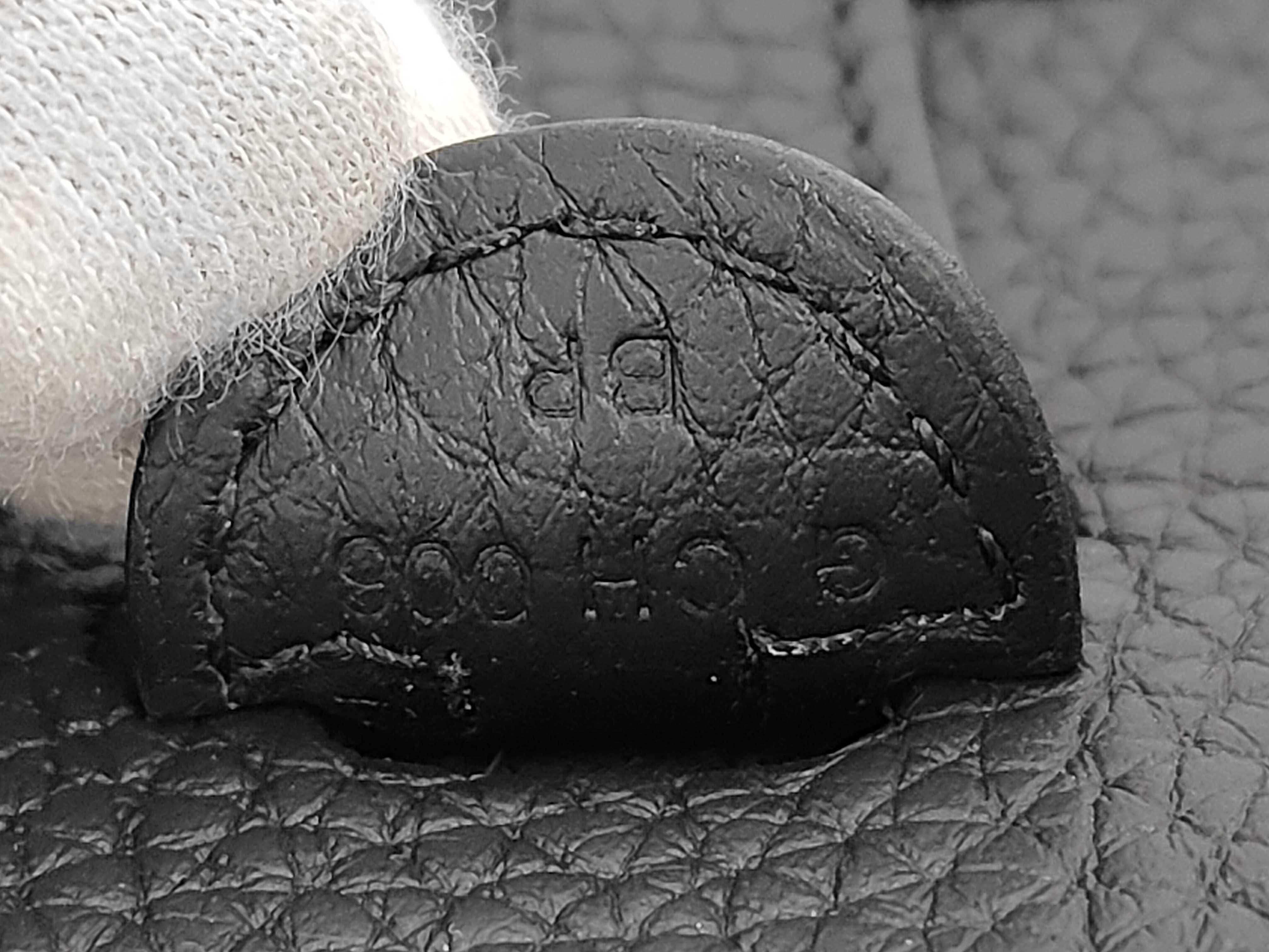 Evelyne 23 handbag, black x Taurillon Clemence leather x silver hardware x G stamp. — view 8