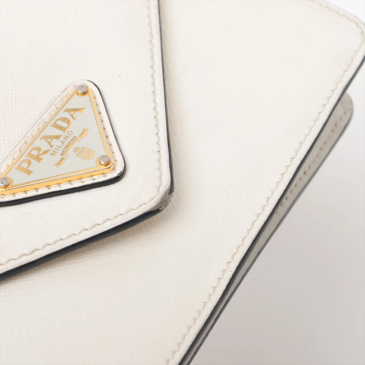 Saffiano leather chain shoulder bag white — view 14