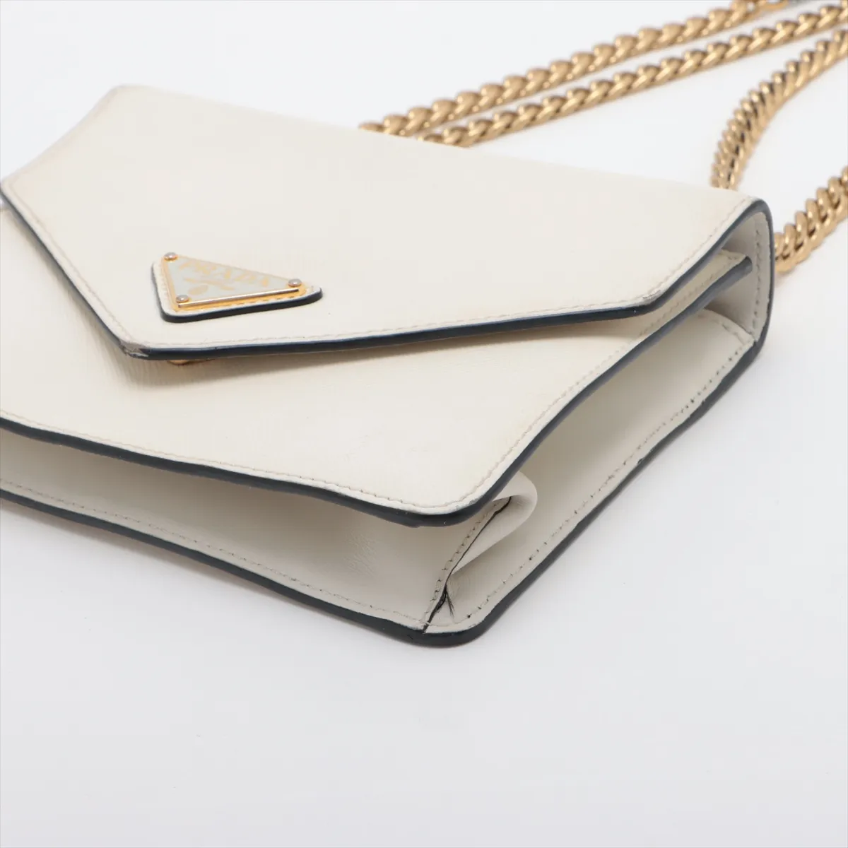 Saffiano leather chain shoulder bag white — view 3