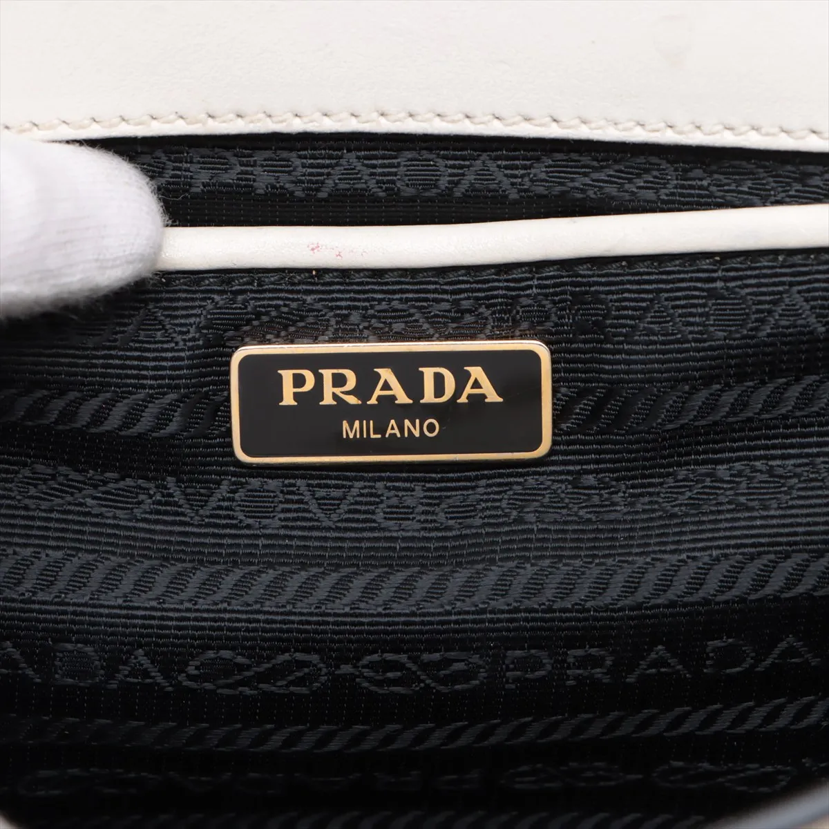 Saffiano leather chain shoulder bag white — view 9