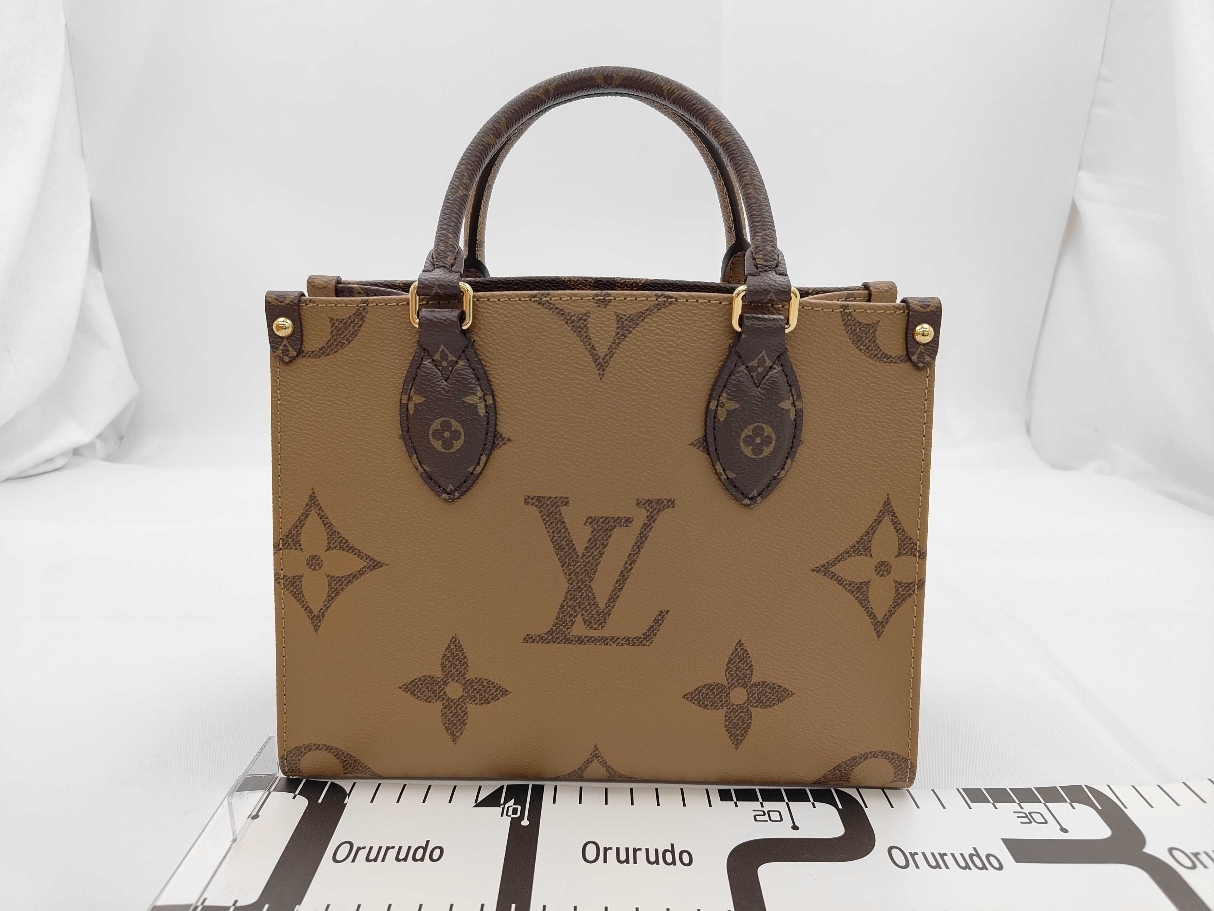 Monogram Reverse OnTheGo PM M46373 Shoulder Bag — view 2