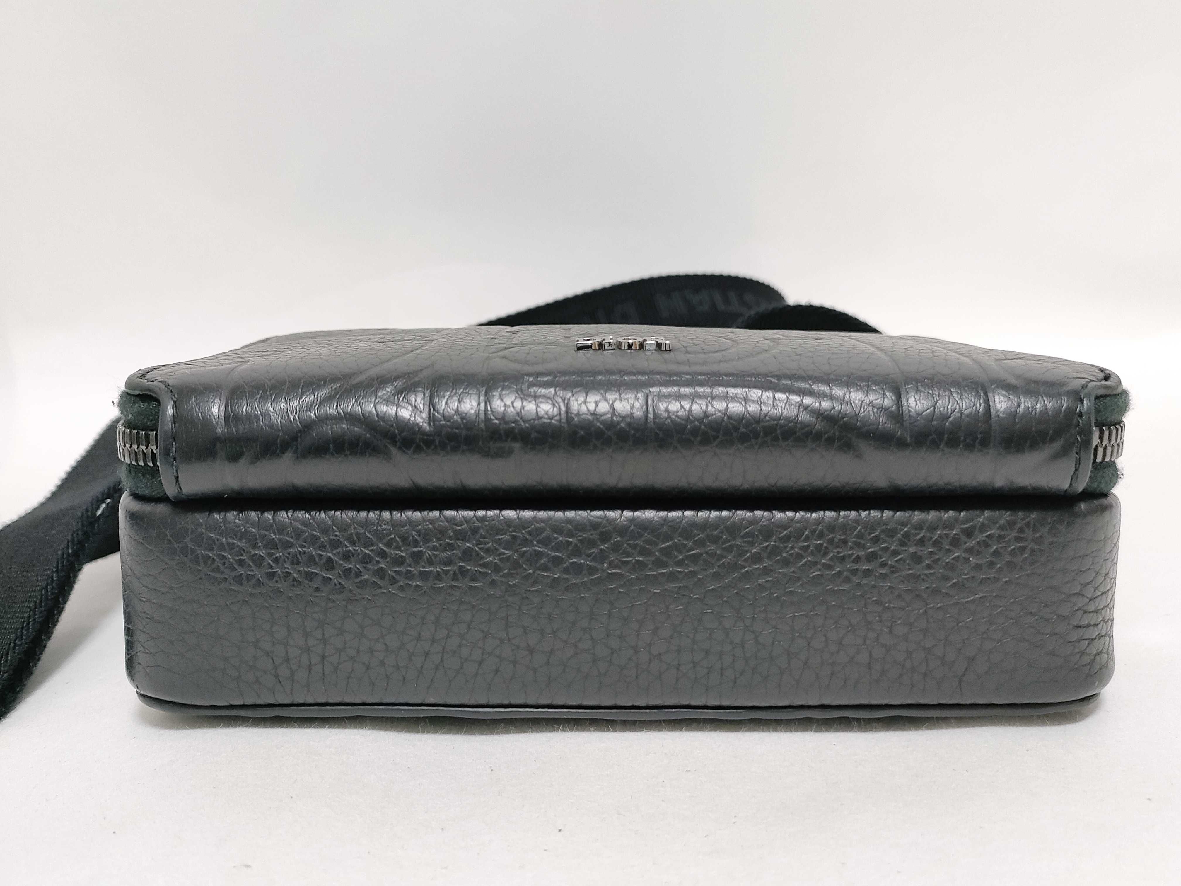 Gravity Leather Zip Pouch Shoulder Bag (Includes Box, Dust Bag, and Shoulder Strap) — view 8