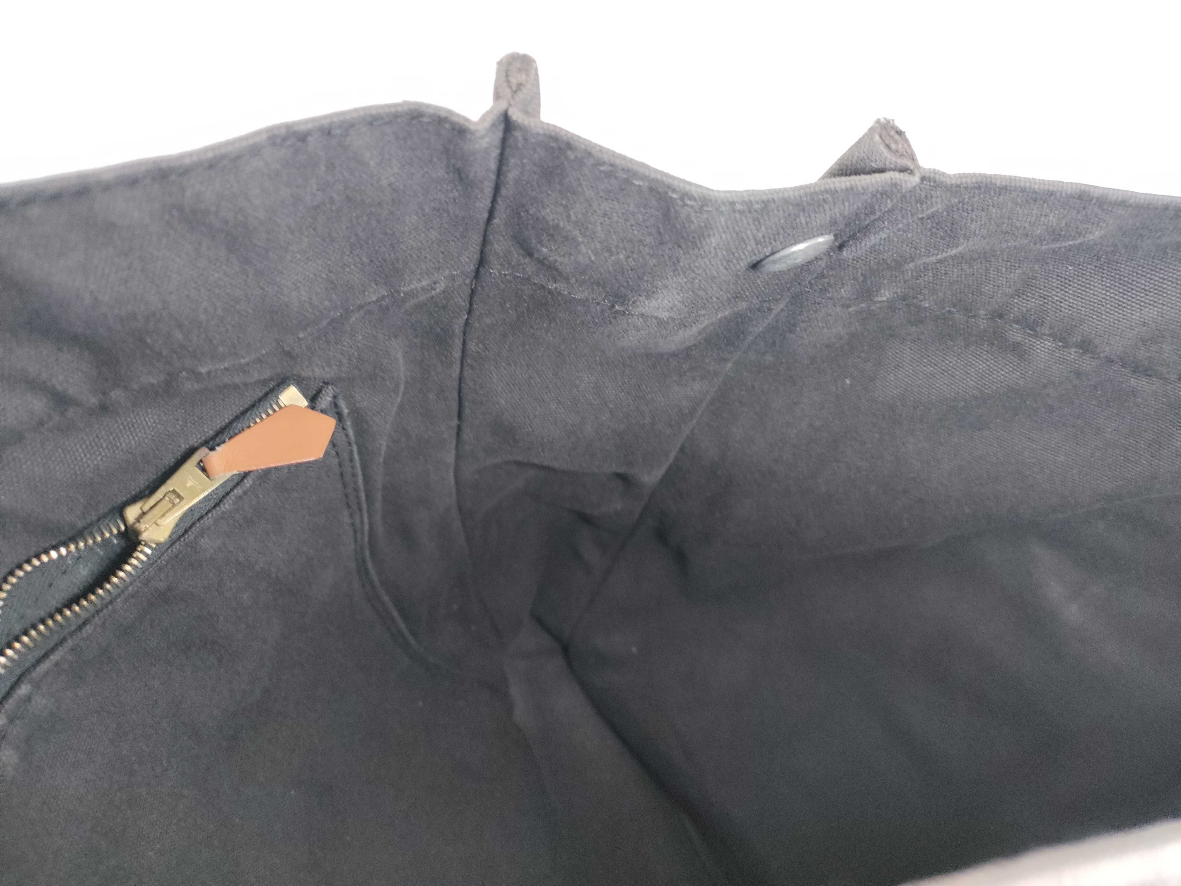Fourre-Tout MM Black Tote Bag — view 11