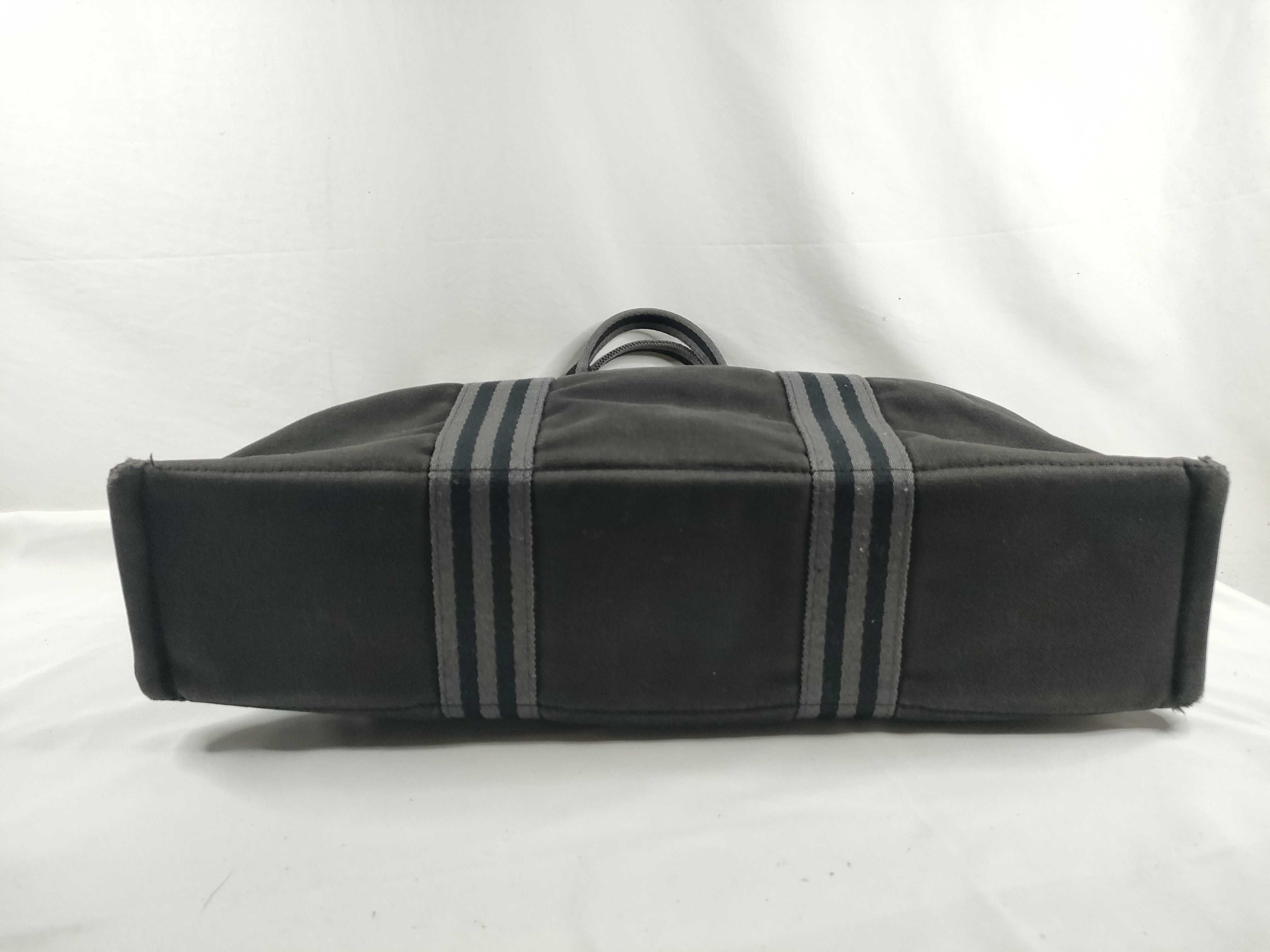 Fourre-Tout MM Black Tote Bag — view 4