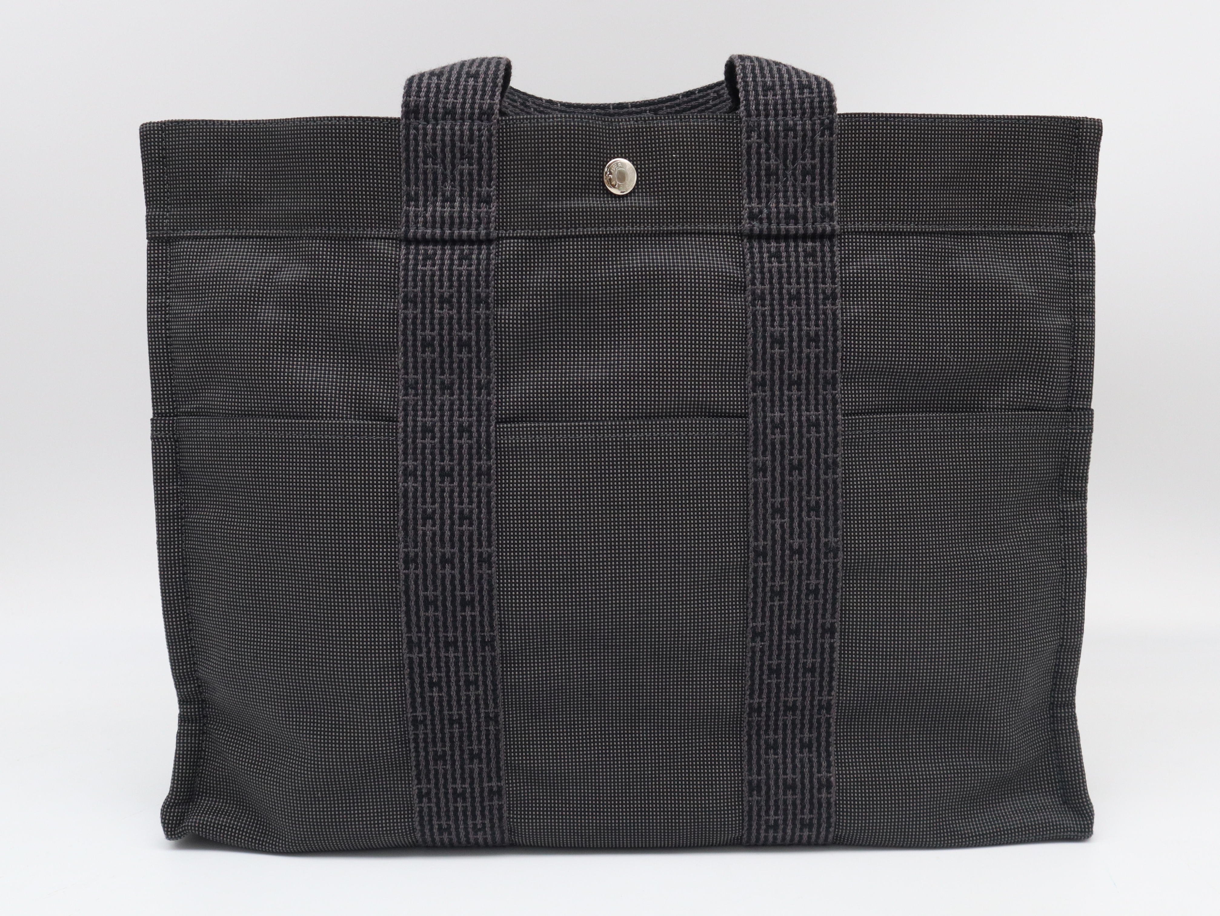 Herline MM Canvas Tote Bag (Gray) with Padlock and 2 Keys — view 2