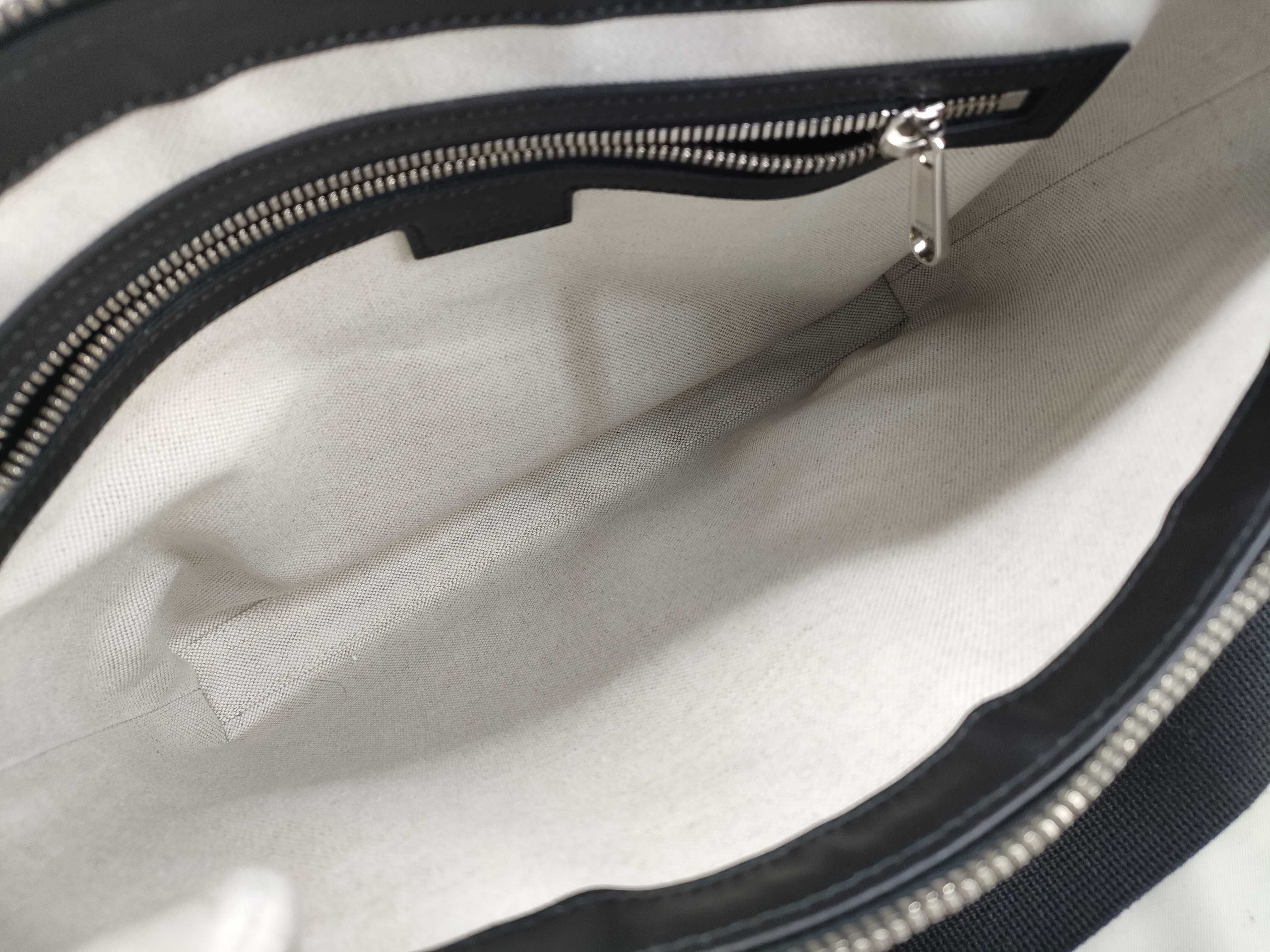 GG Embossed Leather 2-Way Shoulder Bag, Black, 696009 (Shoulder Bag) — view 10