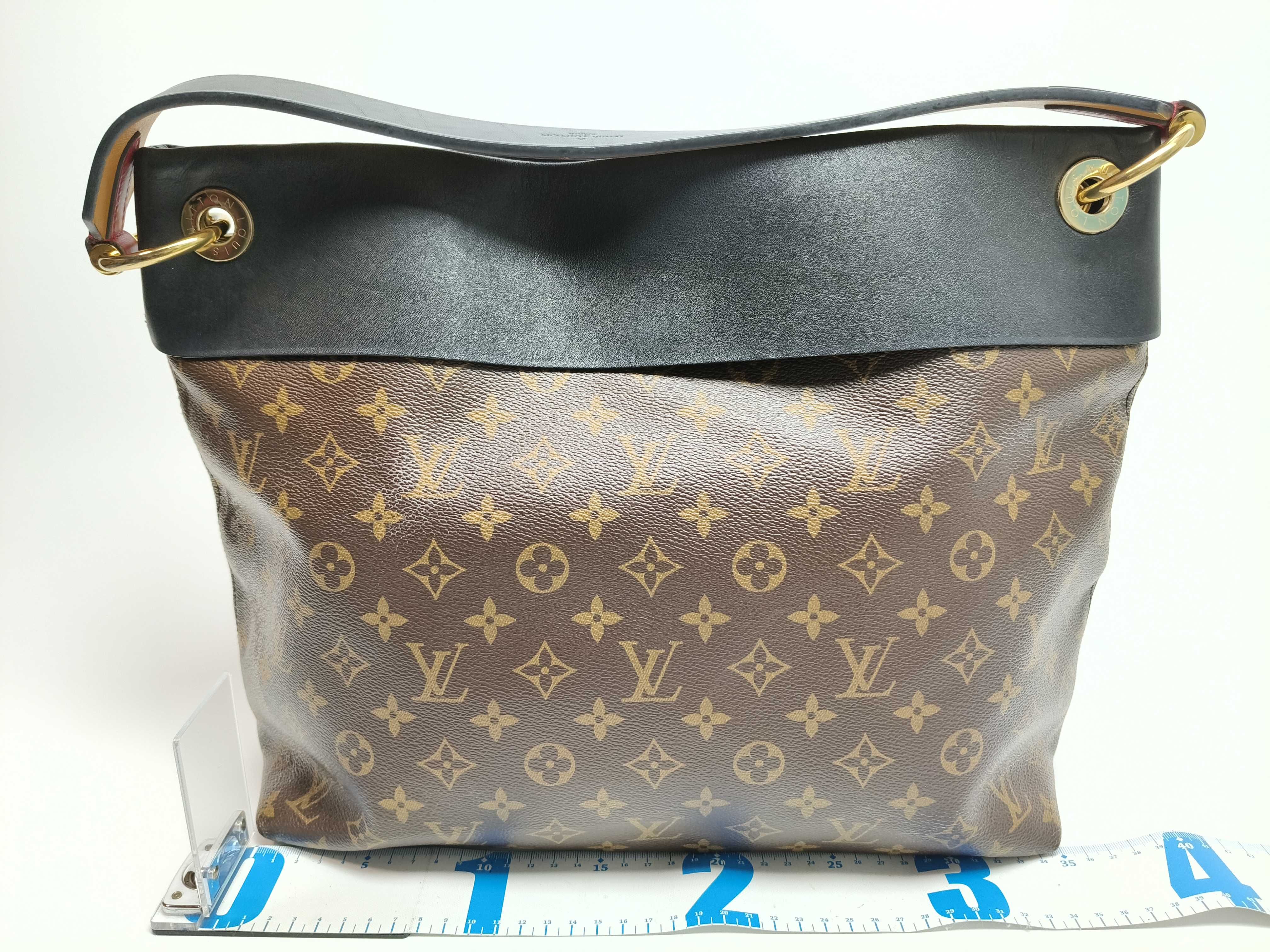 Monogram Tuileries Hobo M43154 Shoulder Bag — view 2
