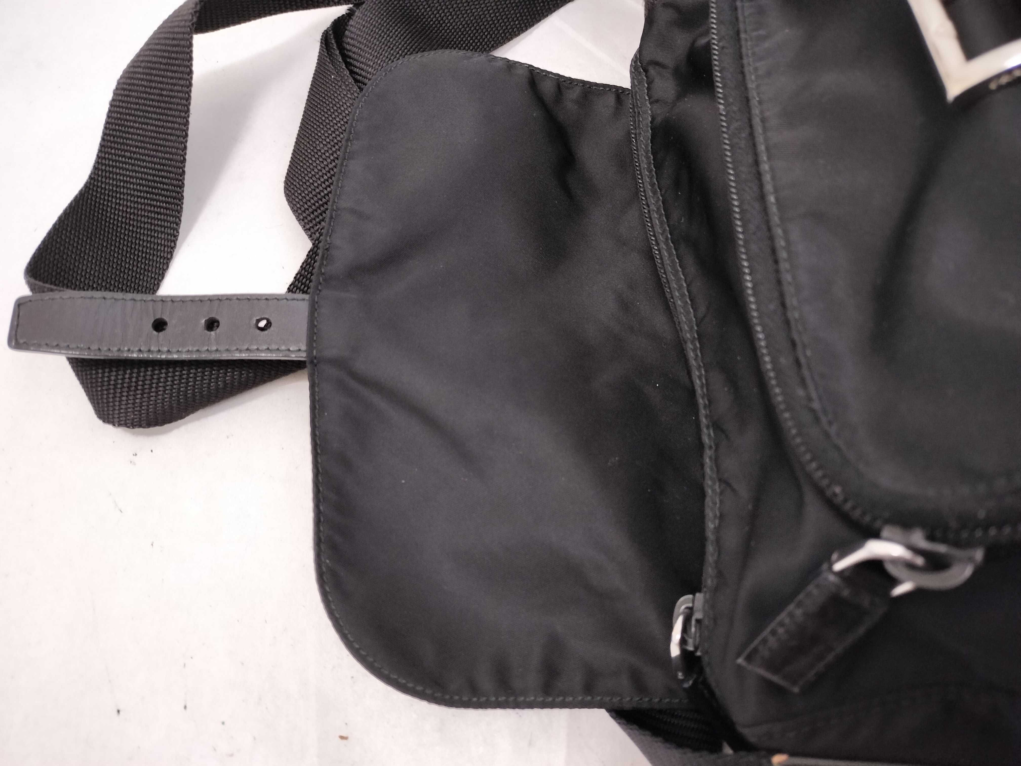 Nylon Shoulder Bag Messenger Bag Triangle Plate Nylon Black Shoulder Bag — view 8