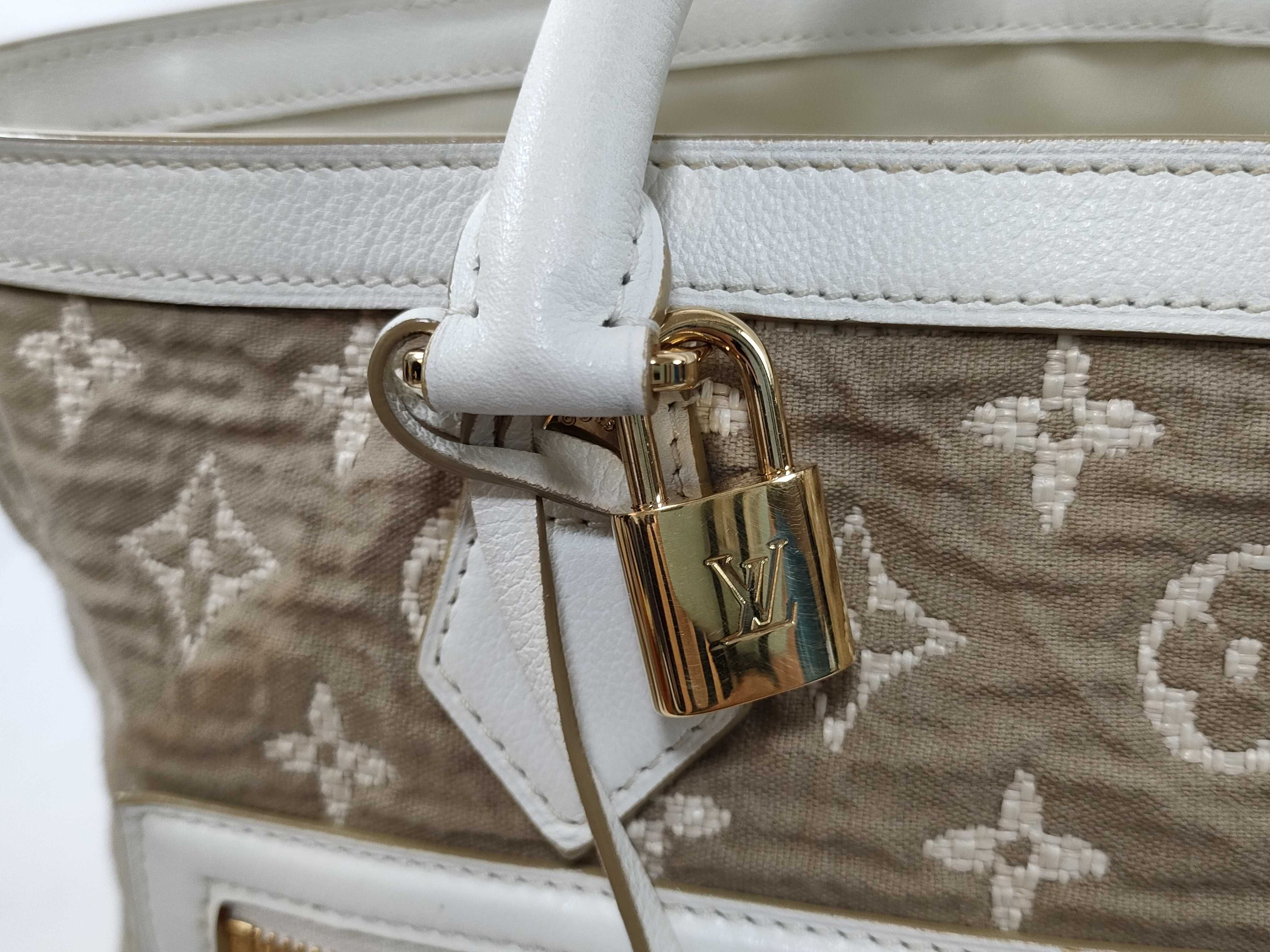 Monogram Sabia Cabas MM M93495 FO4170 Beige Handbag — view 7