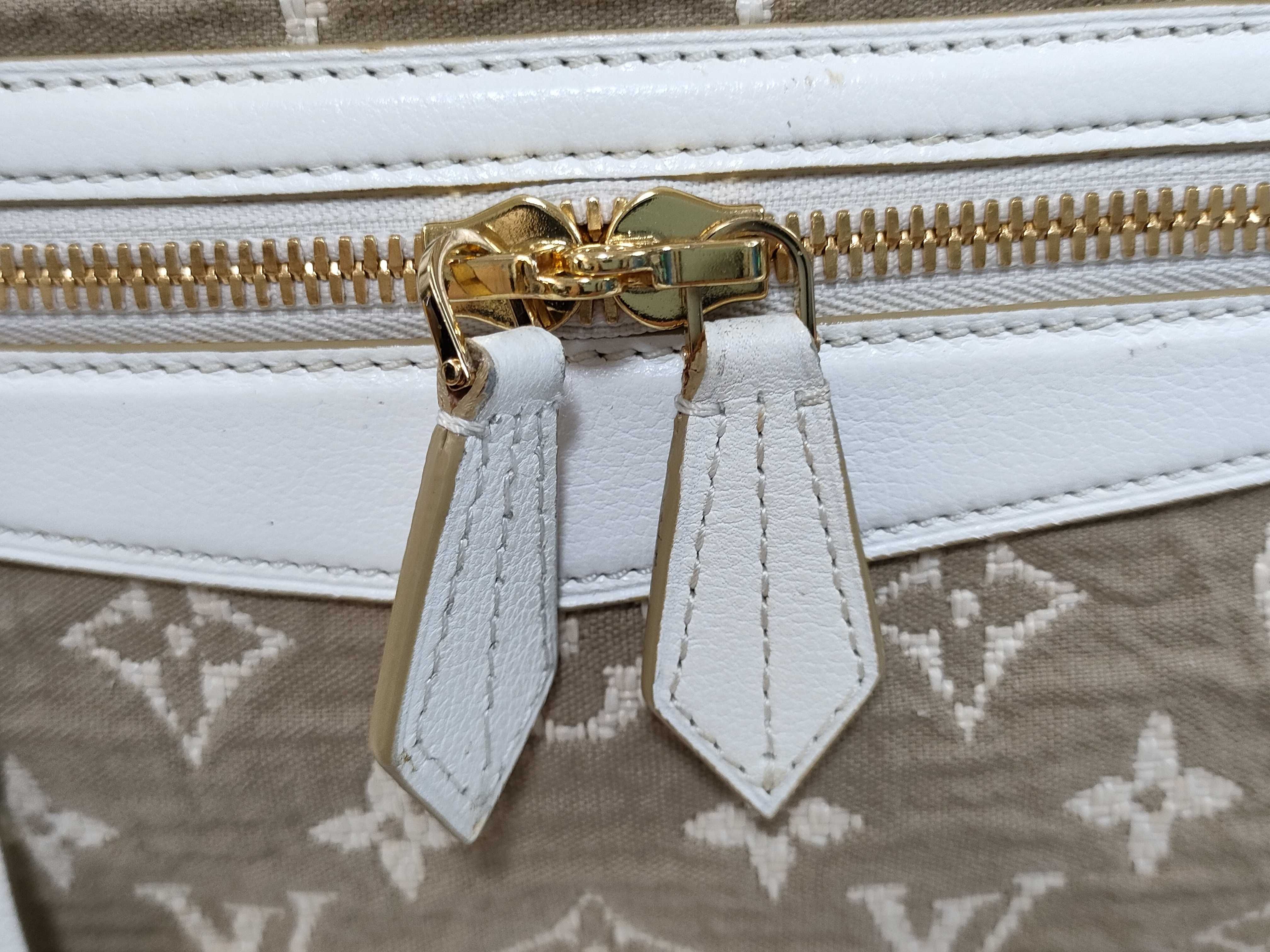Monogram Sabia Cabas MM M93495 FO4170 Beige Handbag — view 10
