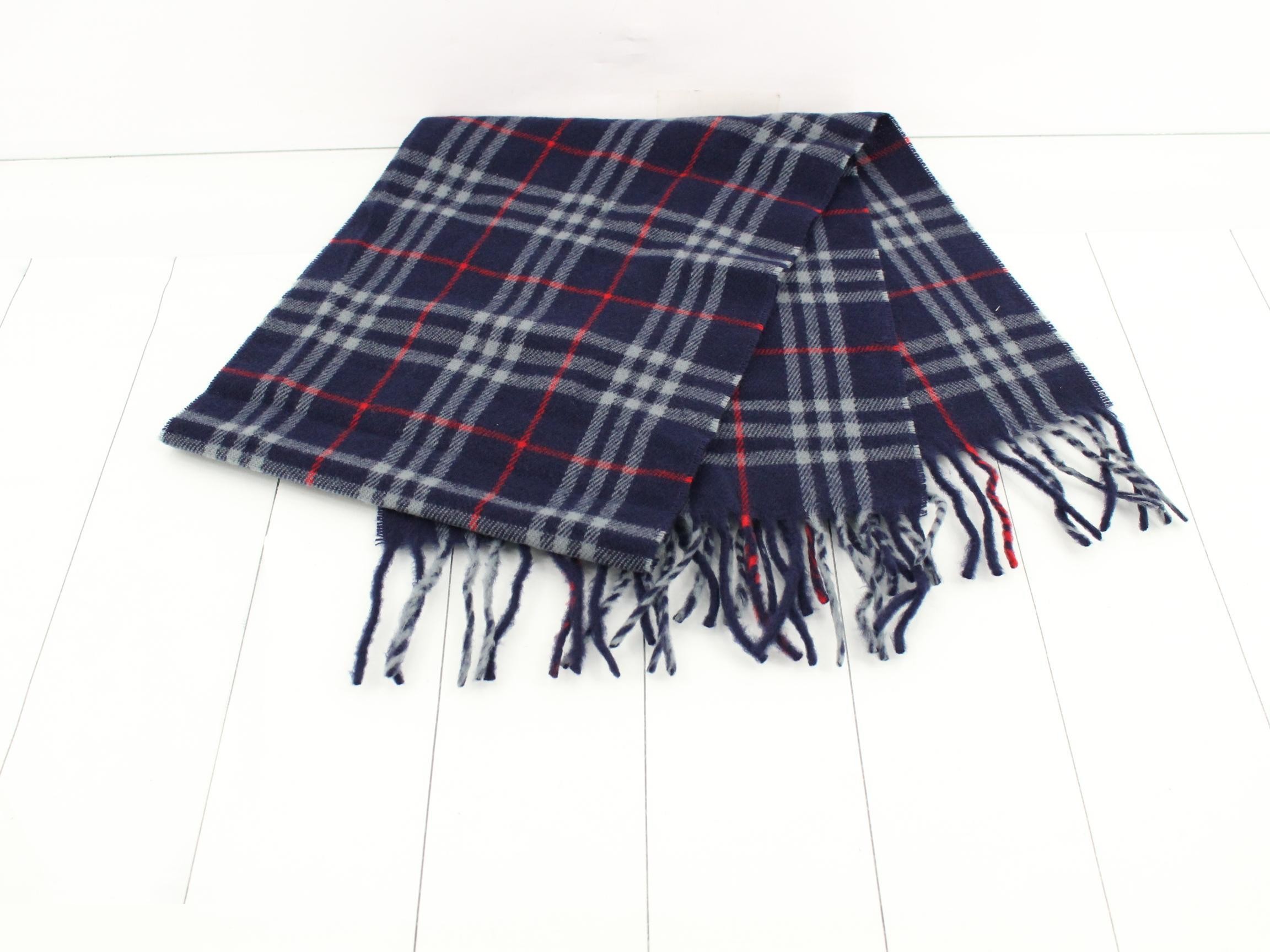 Other lines: Small items, accessories, and scarves — view 3