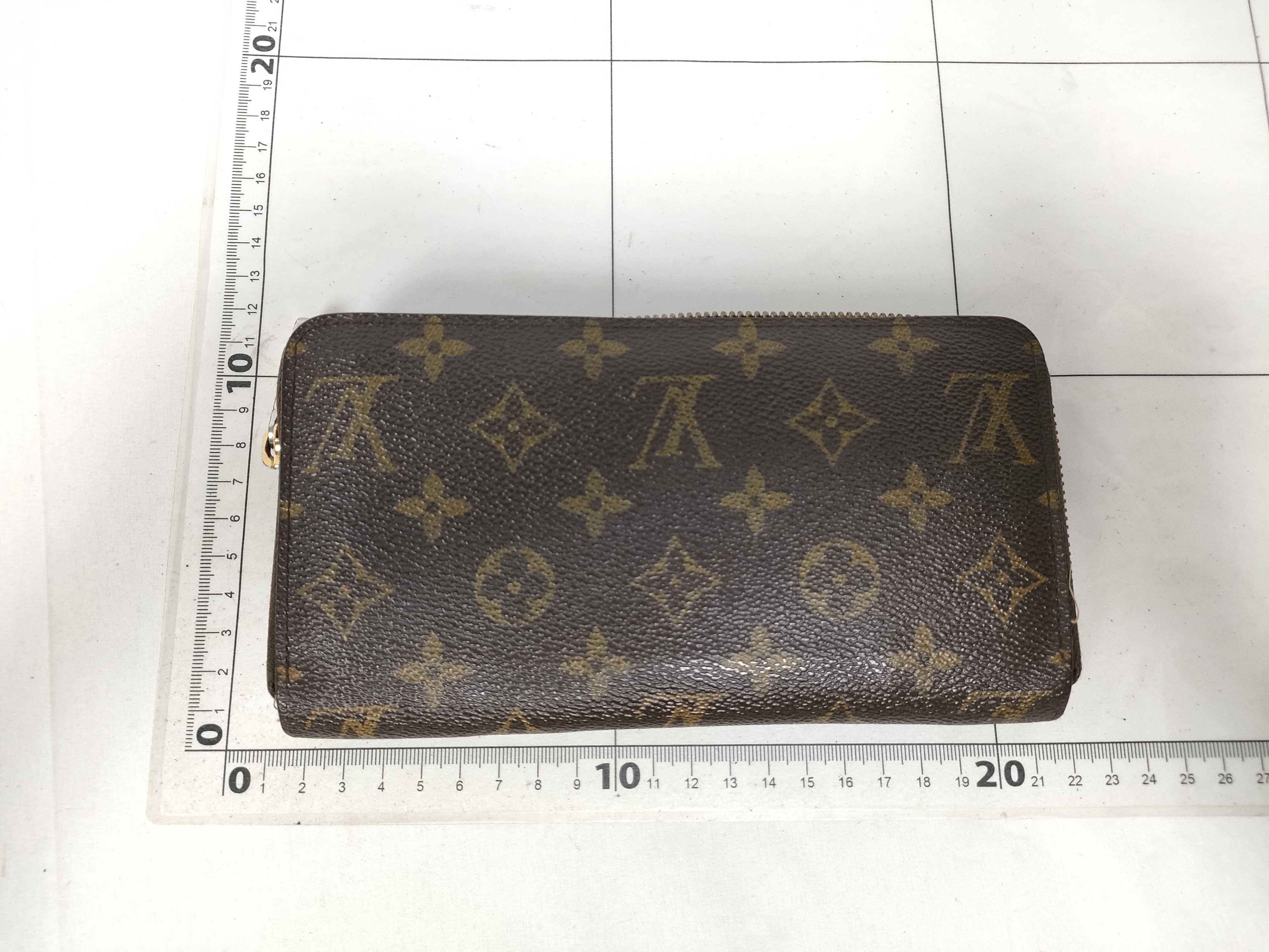 Monogram LV Long Wallet — view 2