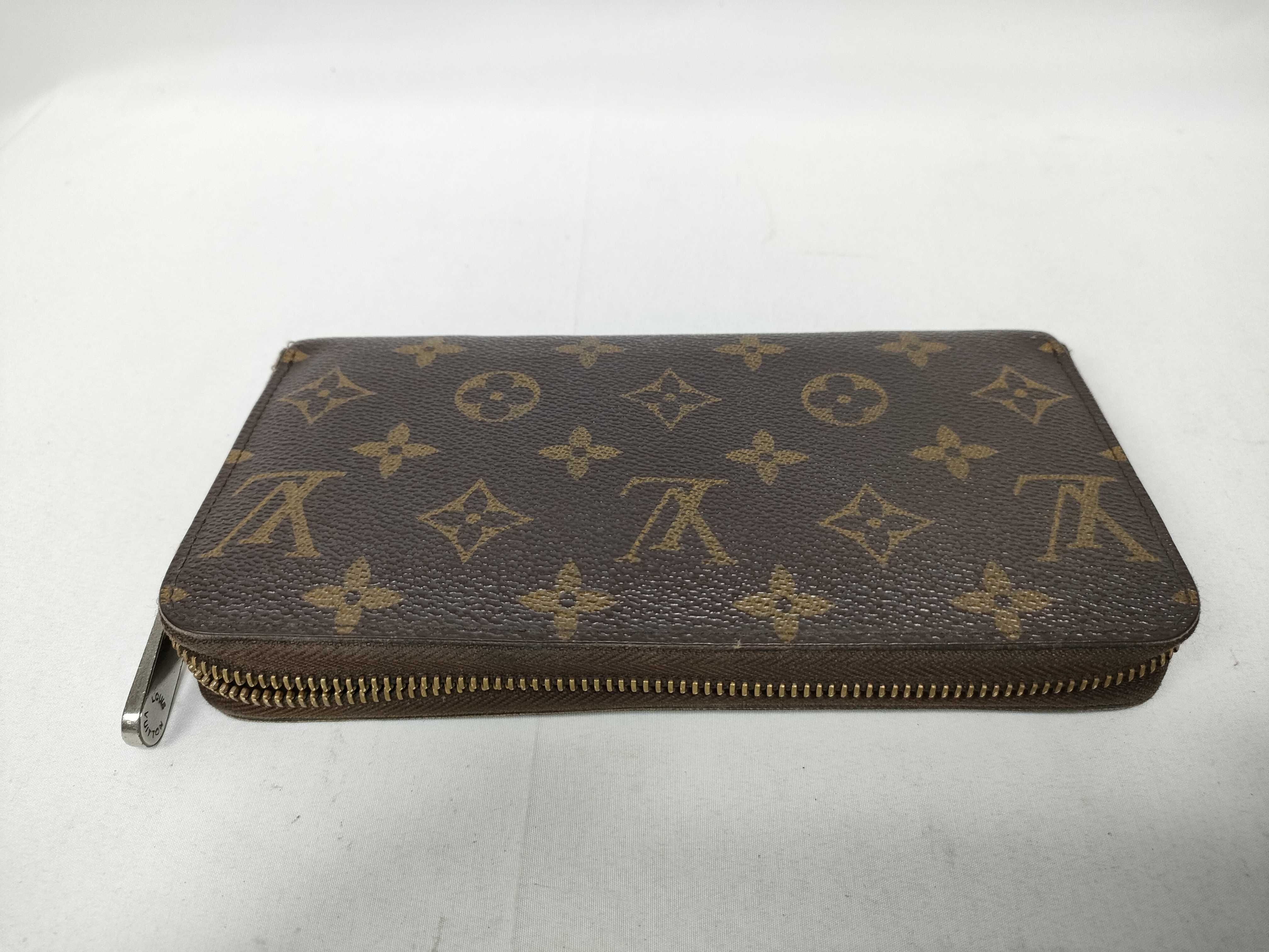 Monogram LV Long Wallet — view 9