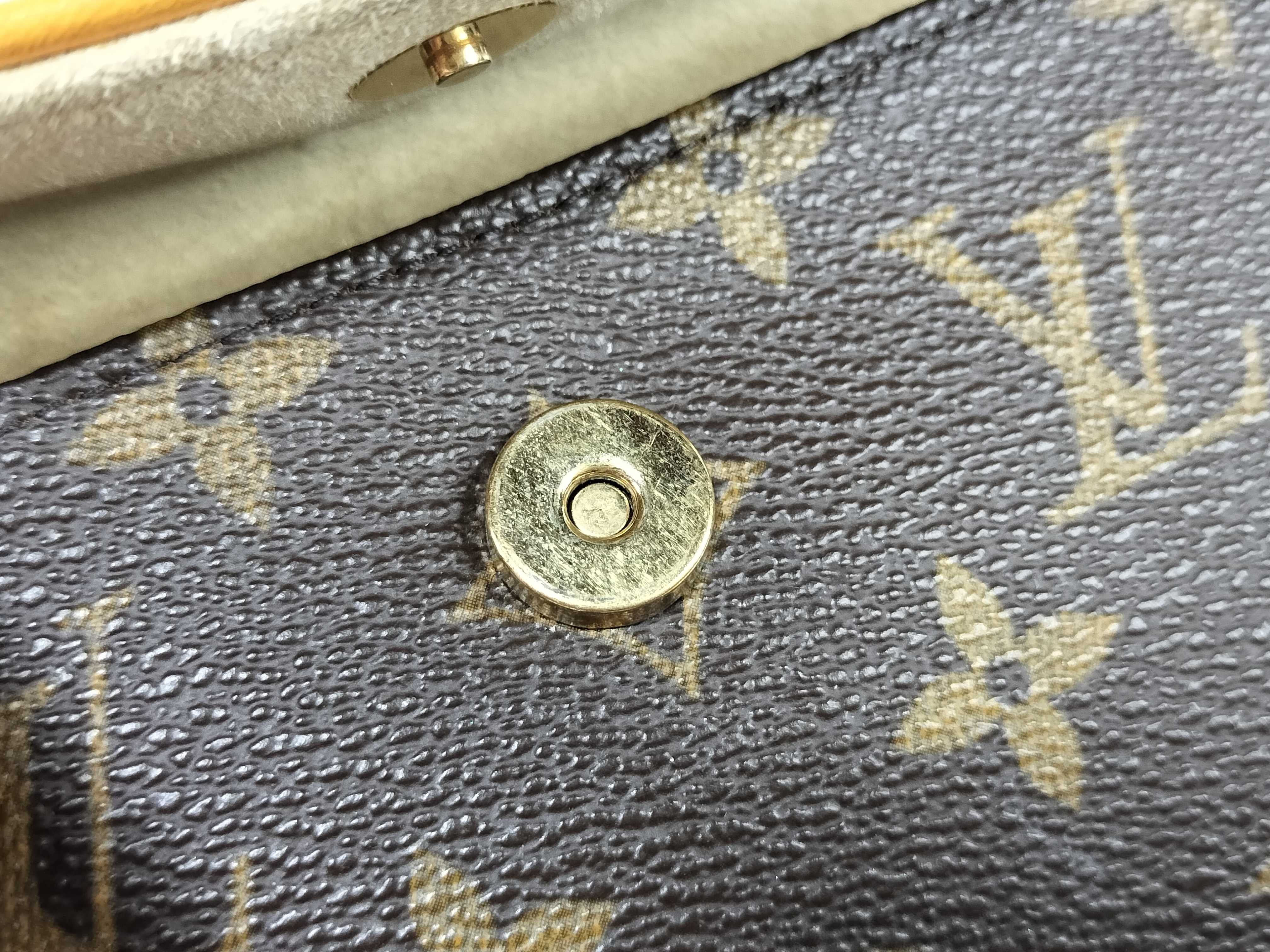 Monogram LV Pochette Florentine Waist Bag — view 12