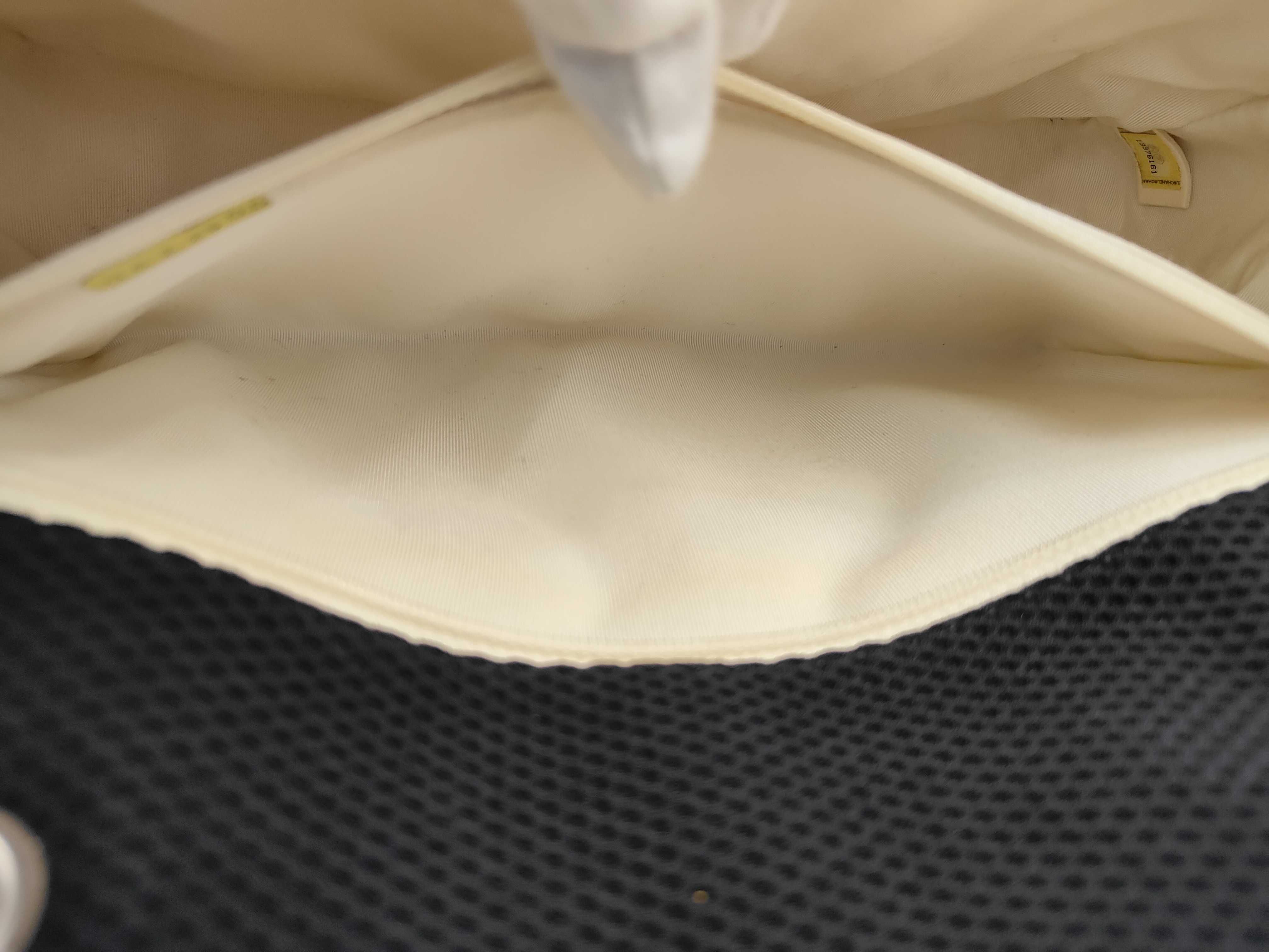 Mesh Matelassé Black Shoulder Bag — view 13