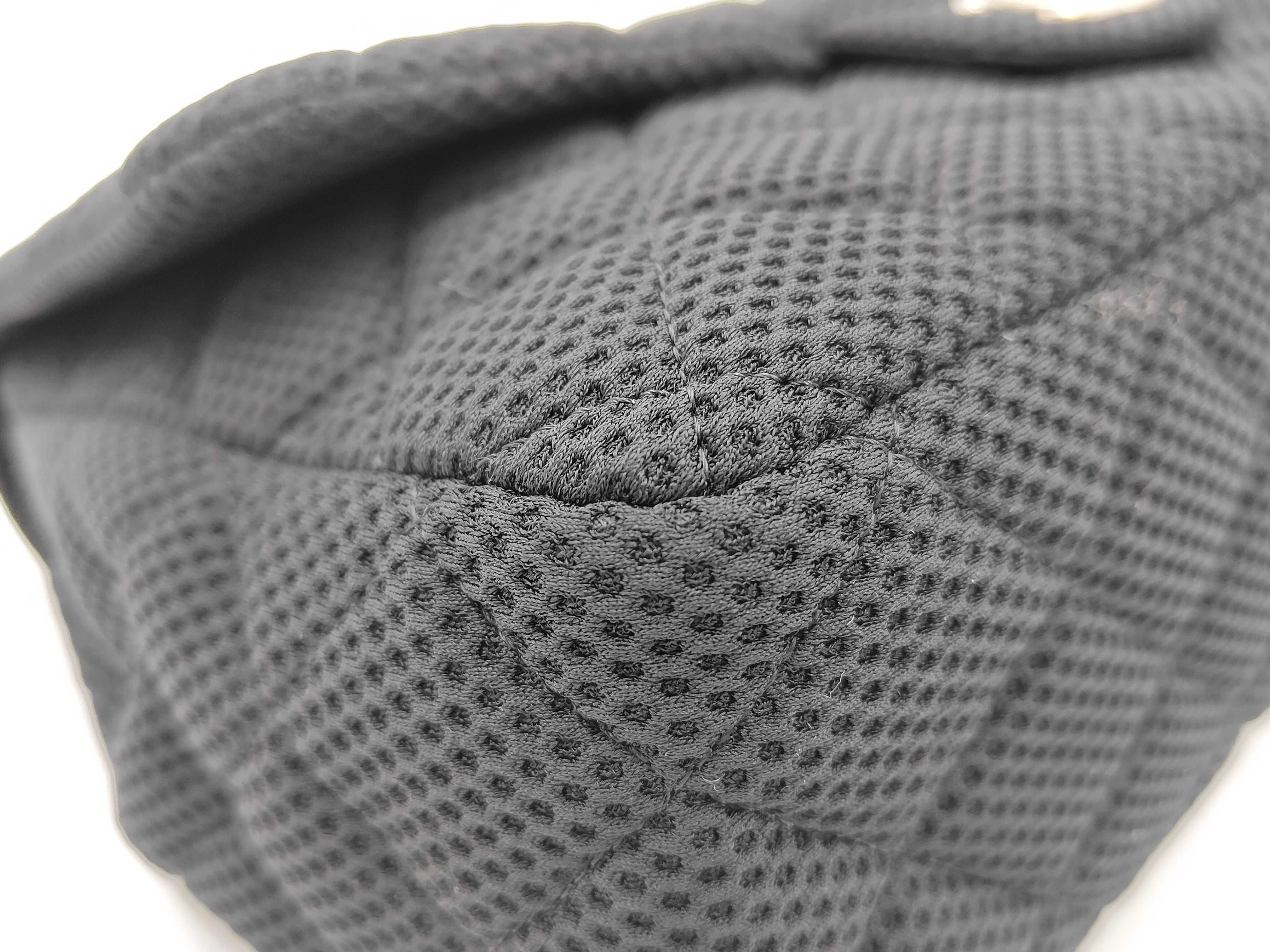 Mesh Matelassé Black Shoulder Bag — view 4