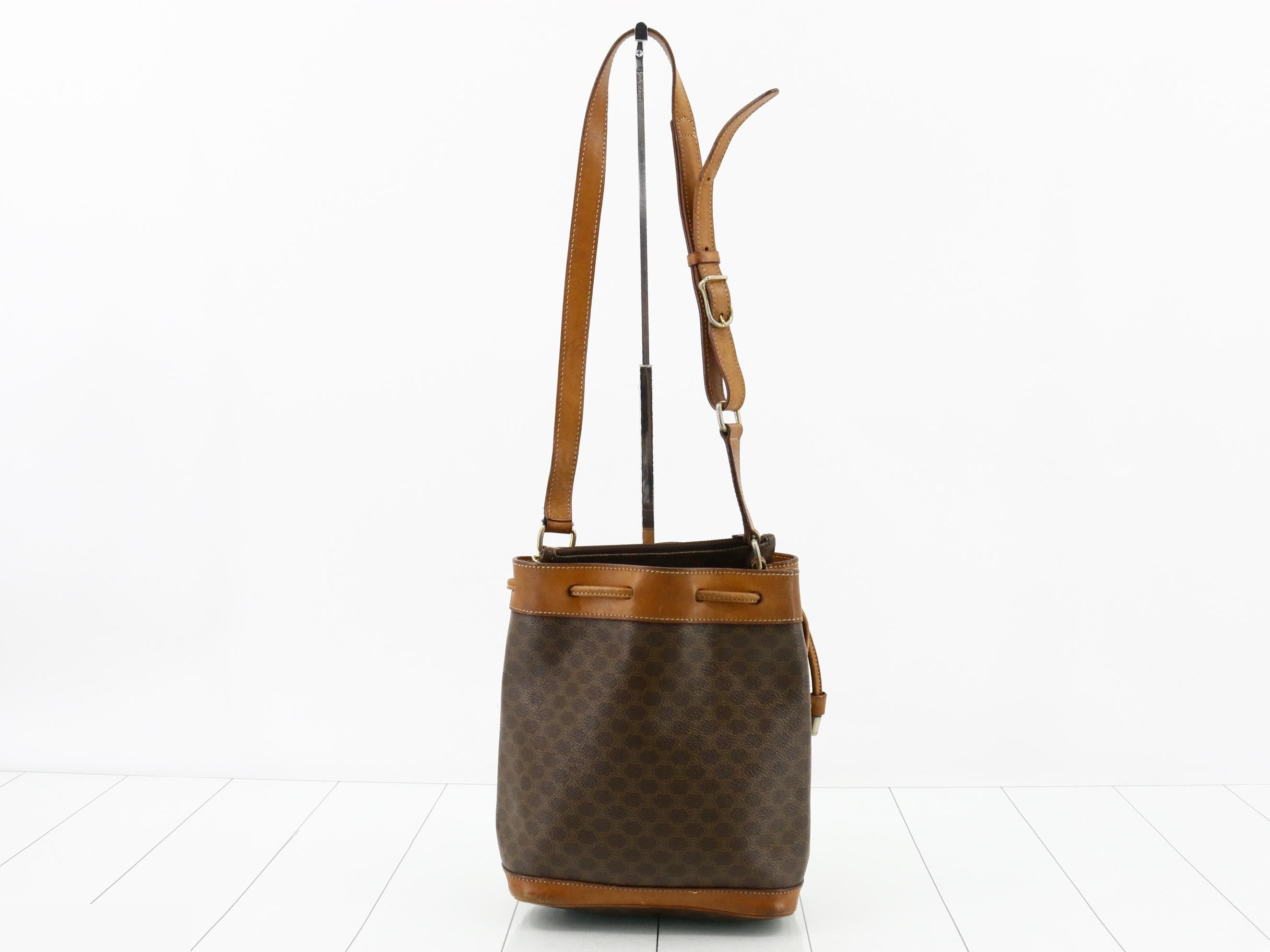 Handbag with drawstring — view 2