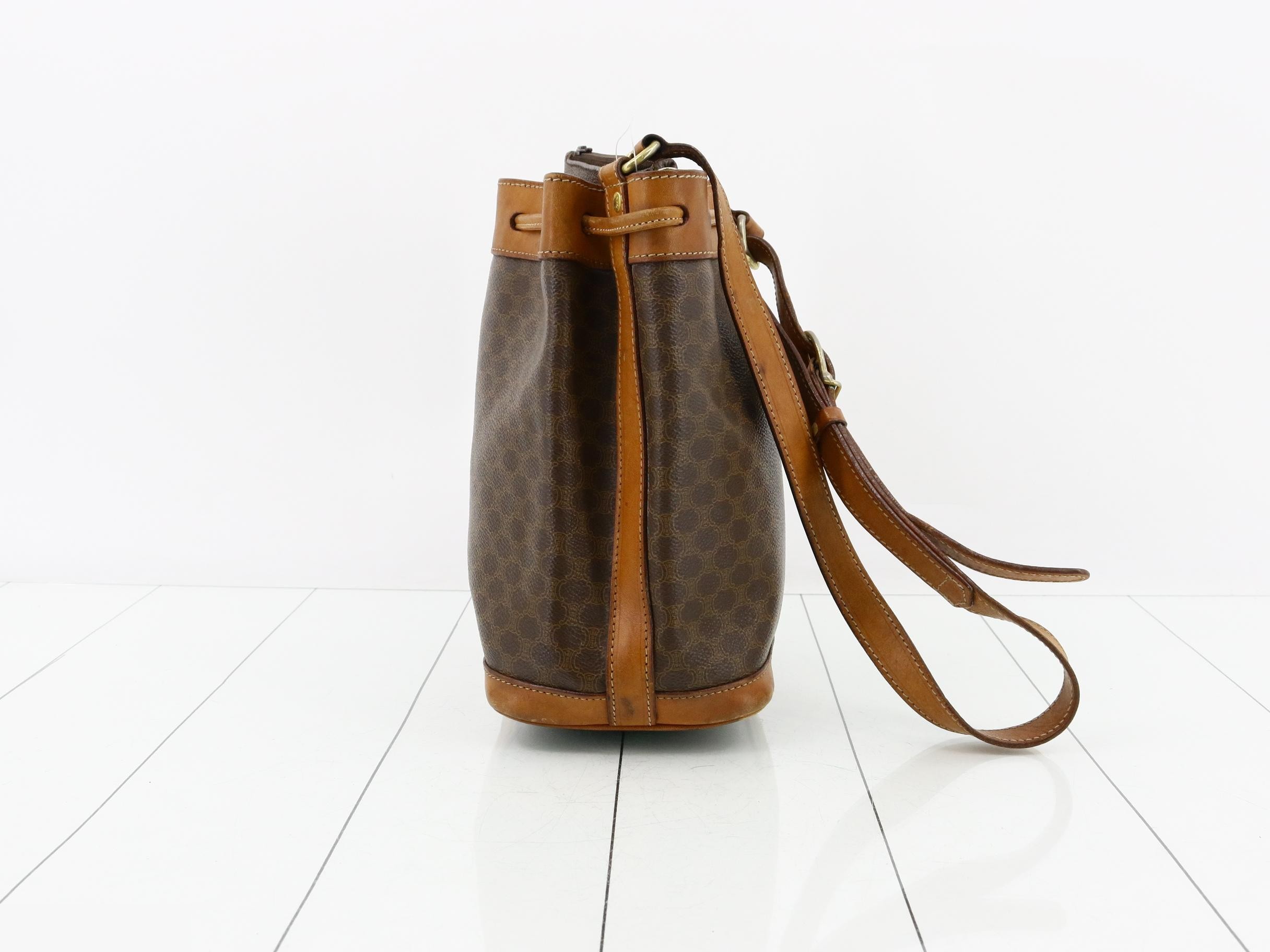 Handbag with drawstring — view 3