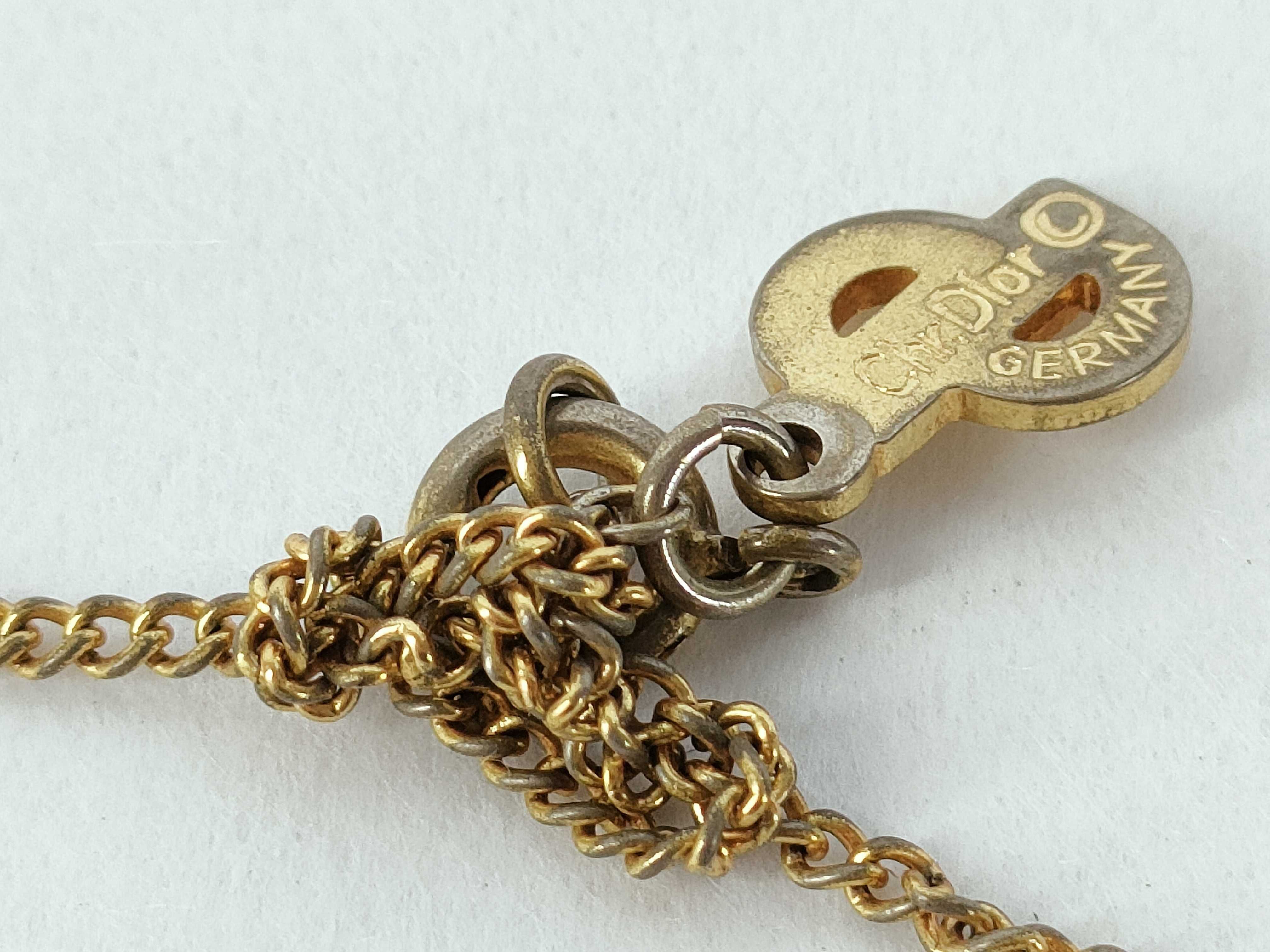 Christian necklace, CD logo twist pendant necklace, gold necklace. — view 3