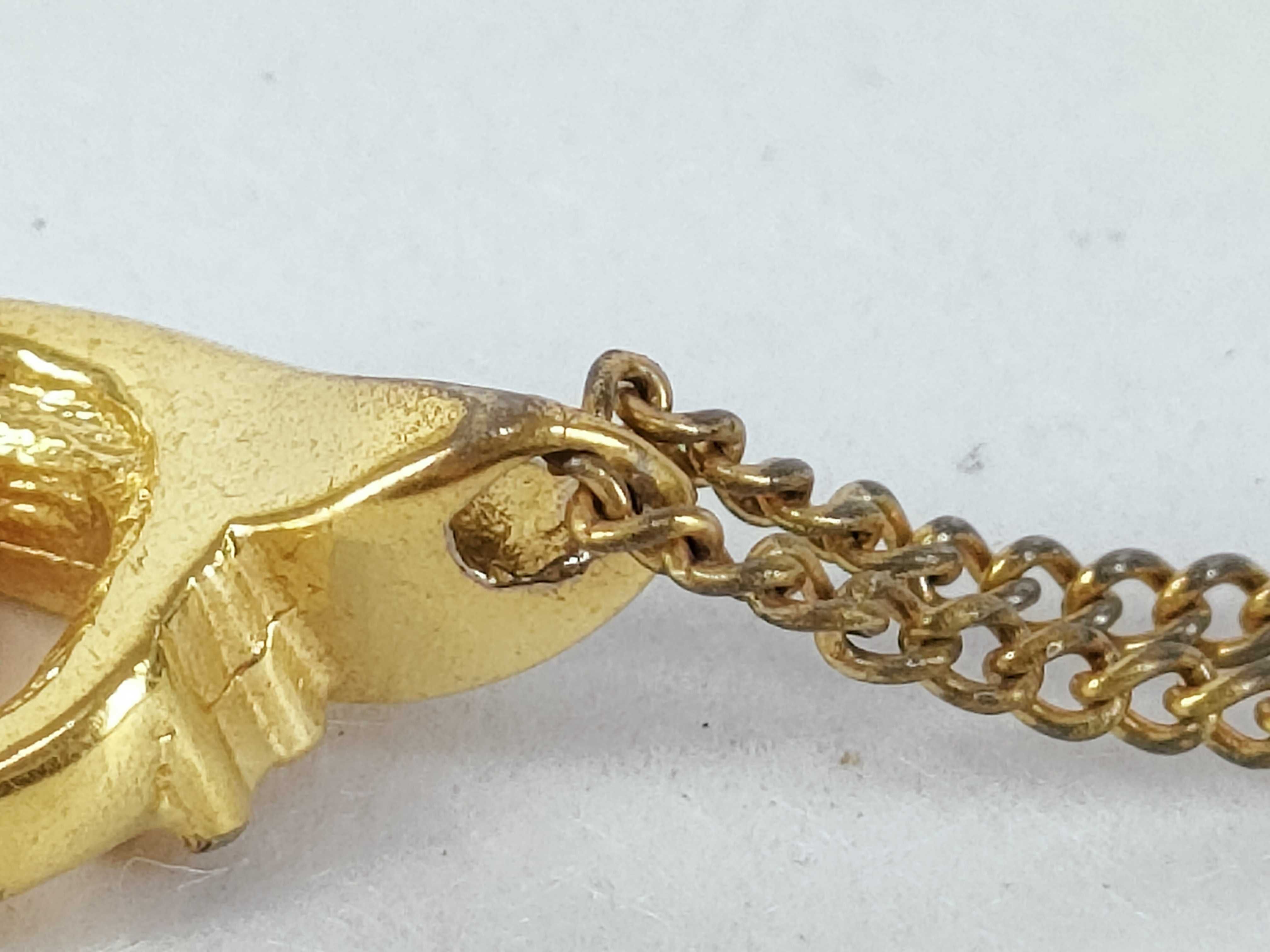 Christian necklace, CD logo twist pendant necklace, gold necklace. — view 9