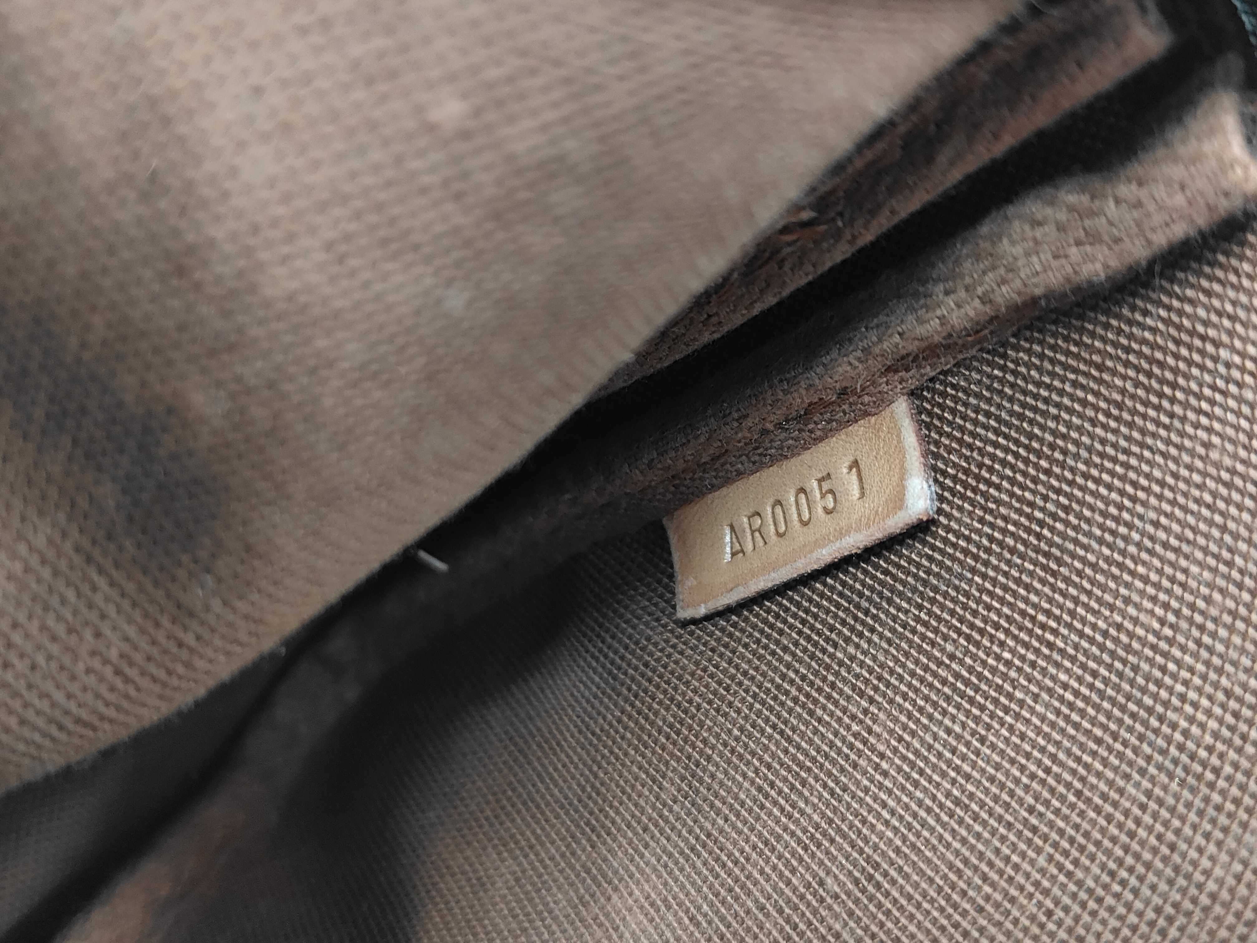Monogram Graffiti Pouch Bag M92191 Pouch — view 10