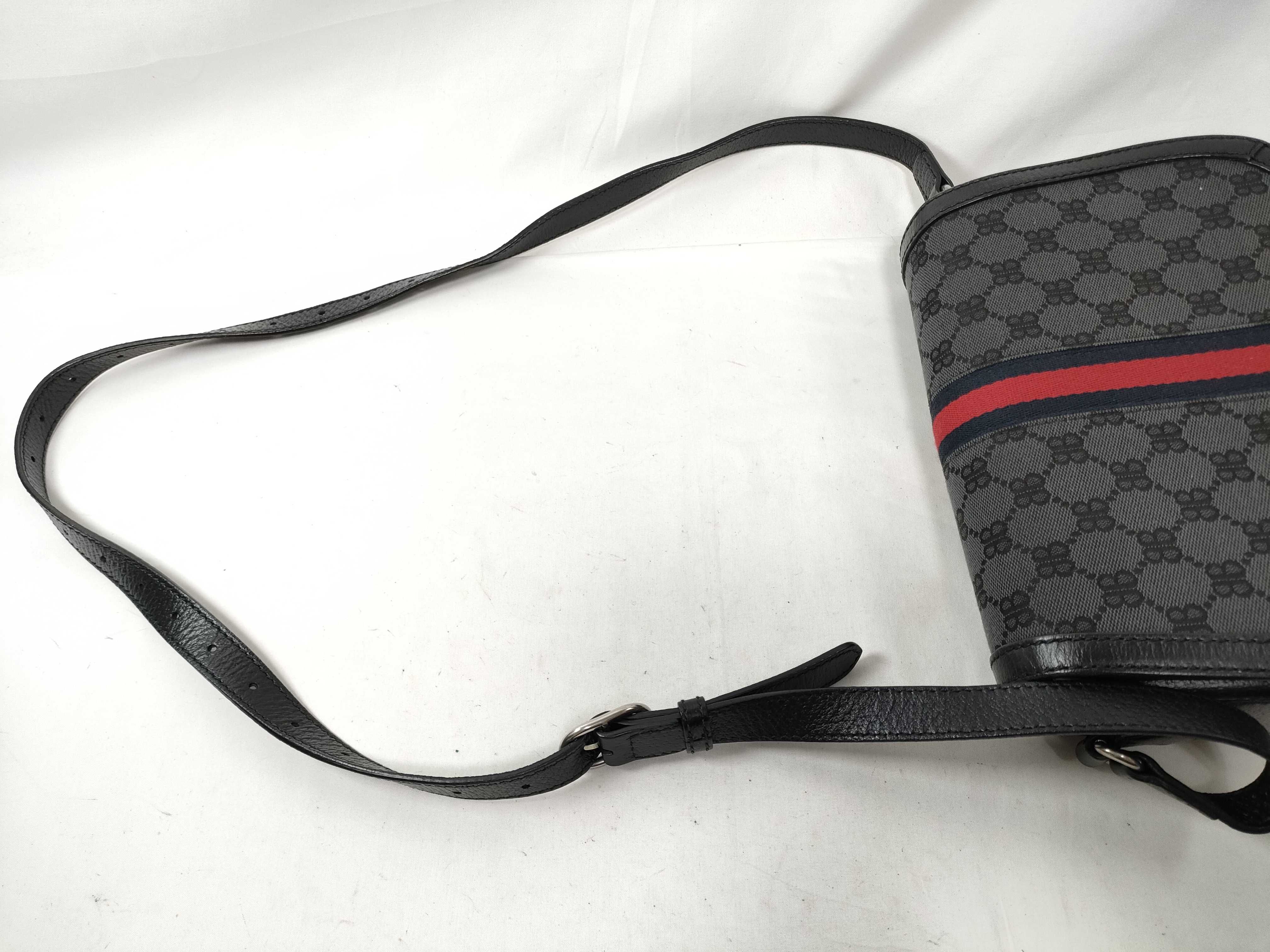 x Gucci The Hacker Project Canvas x Leather Shoulder Bag Black 680121 Shoulder Bag — view 3