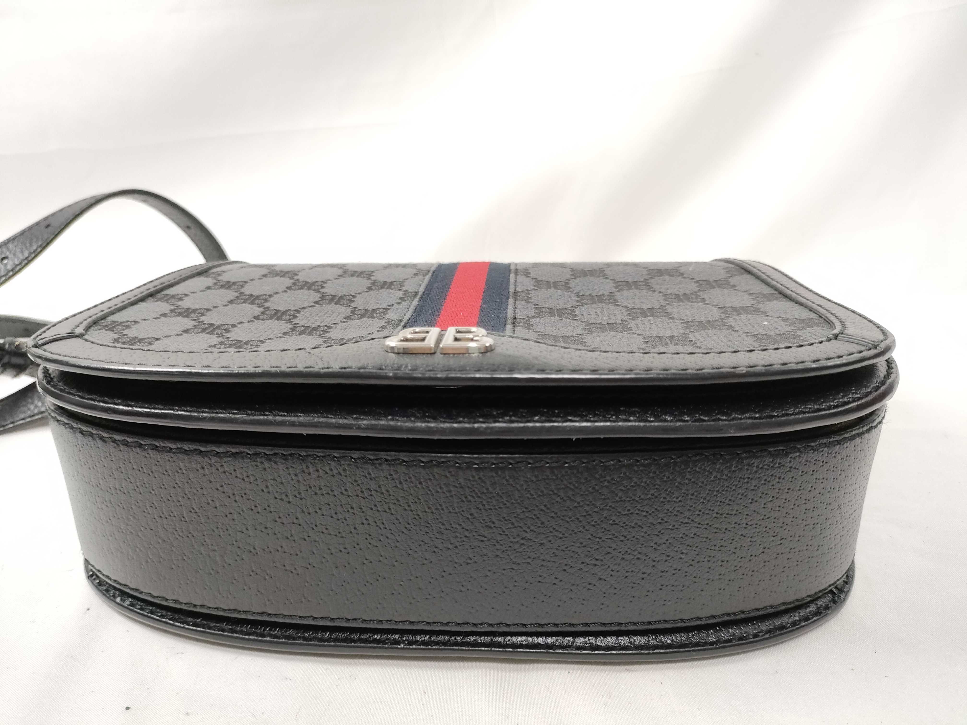 x Gucci The Hacker Project Canvas x Leather Shoulder Bag Black 680121 Shoulder Bag — view 6